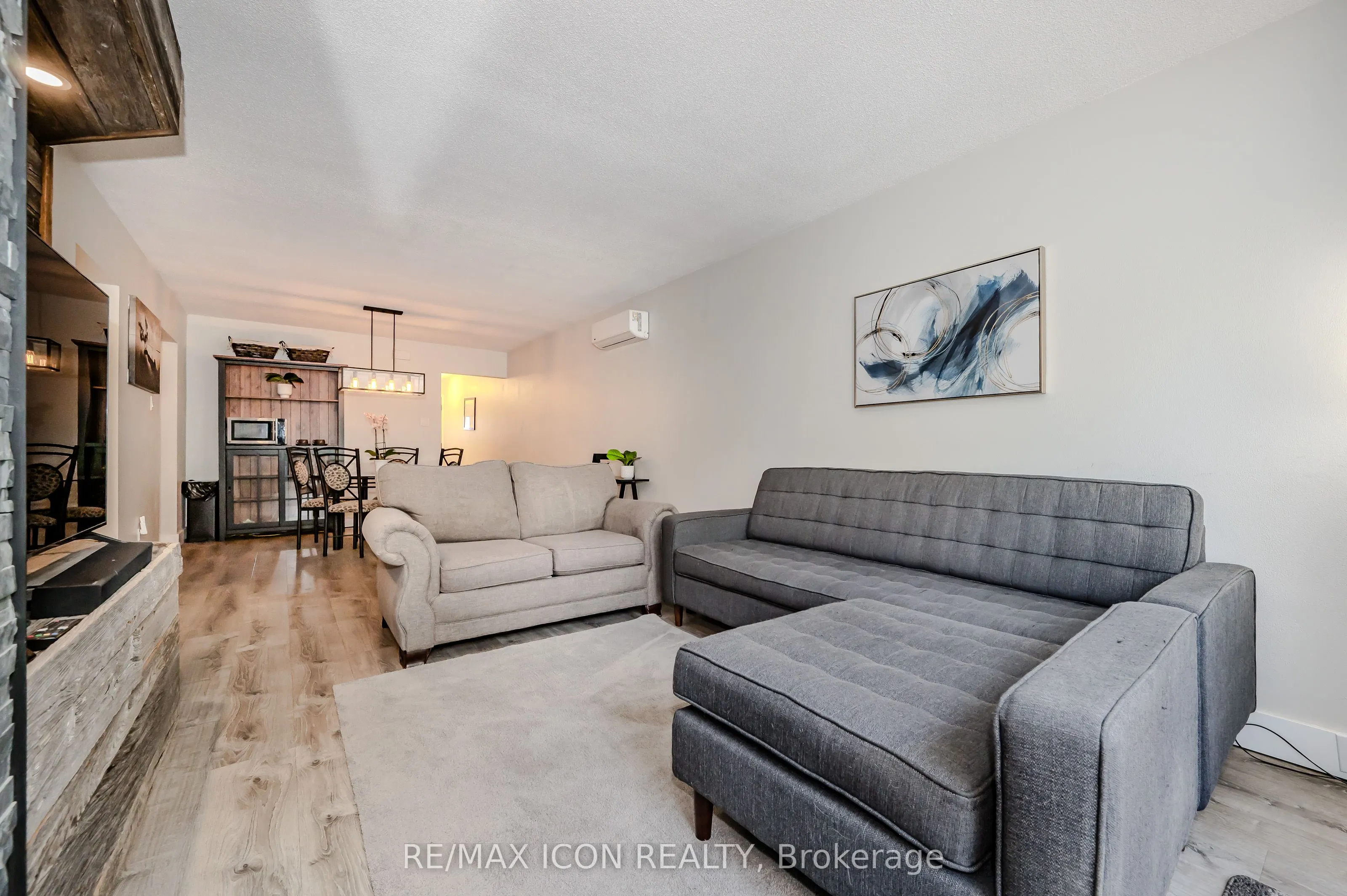 337 Kingswood Drive, #12