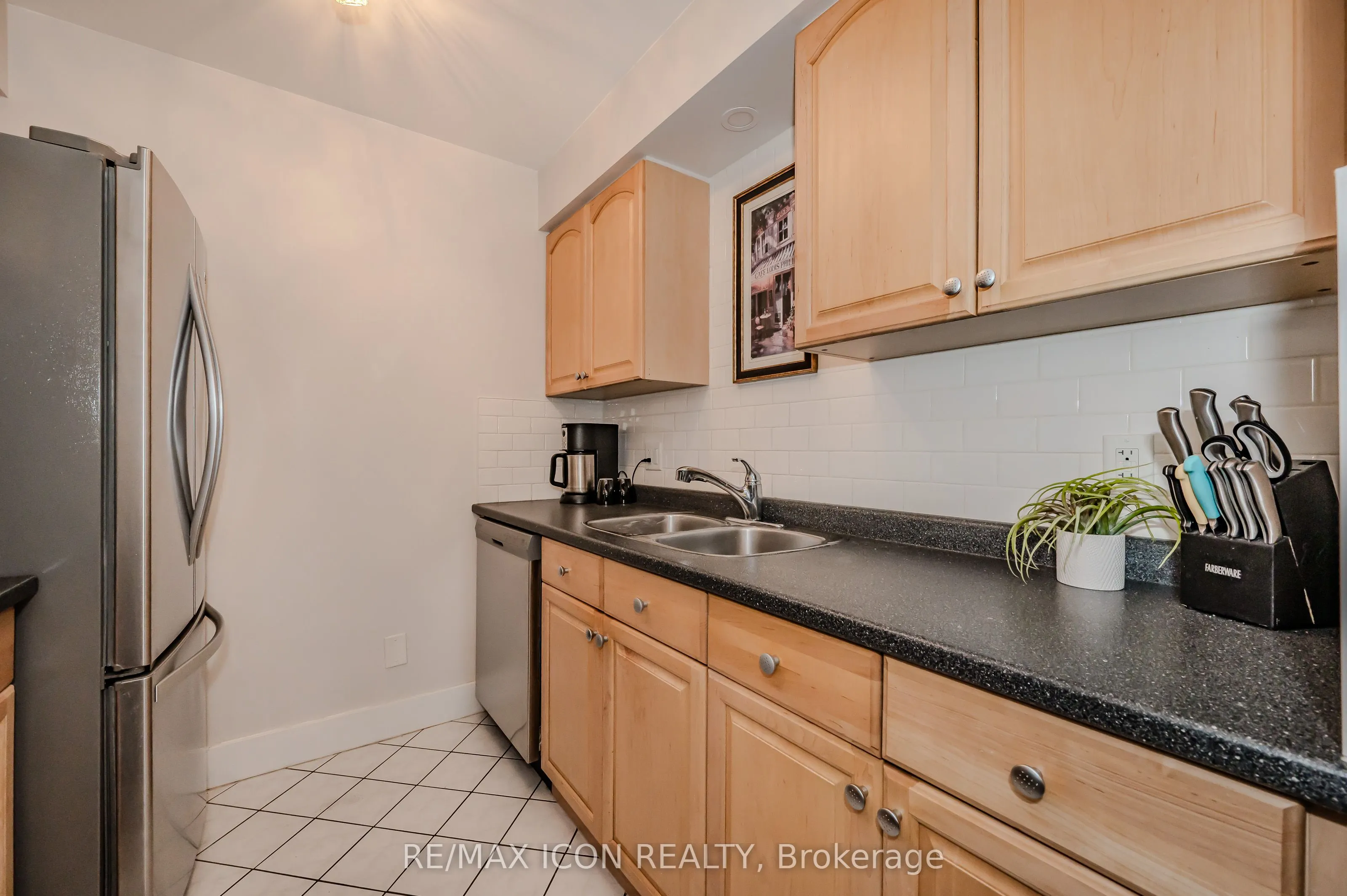 337 Kingswood Drive, #12