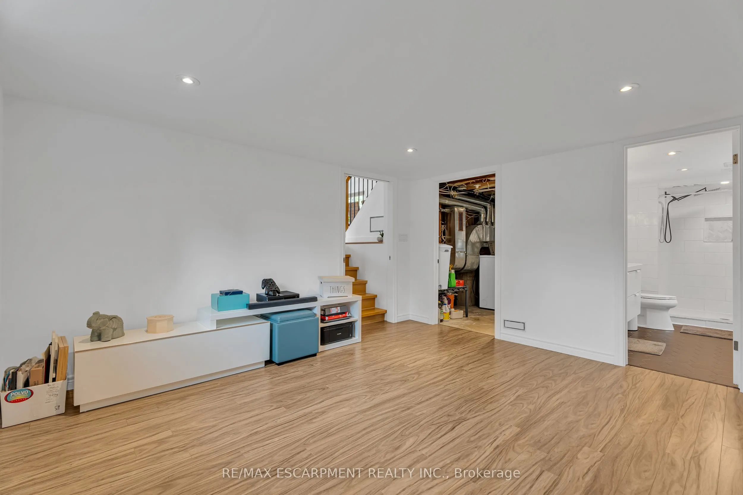35 Hickery Place