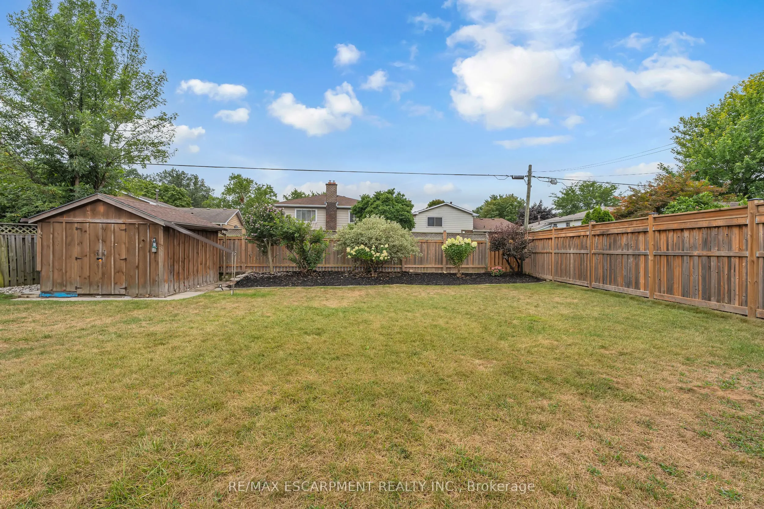 35 Hickery Place