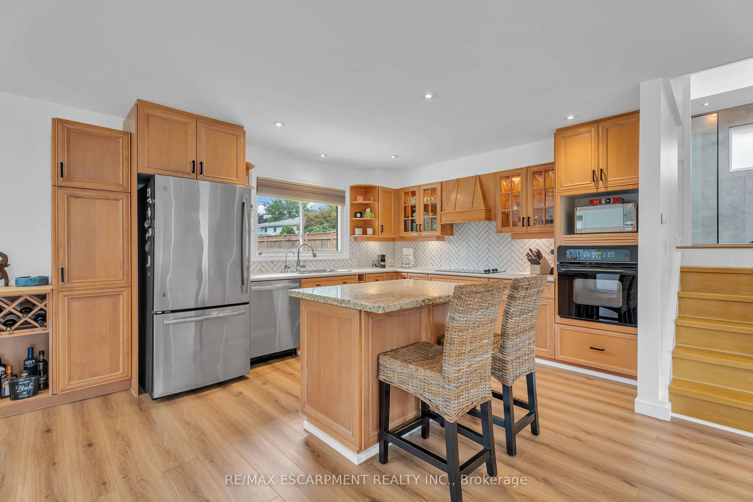 35 Hickery Place