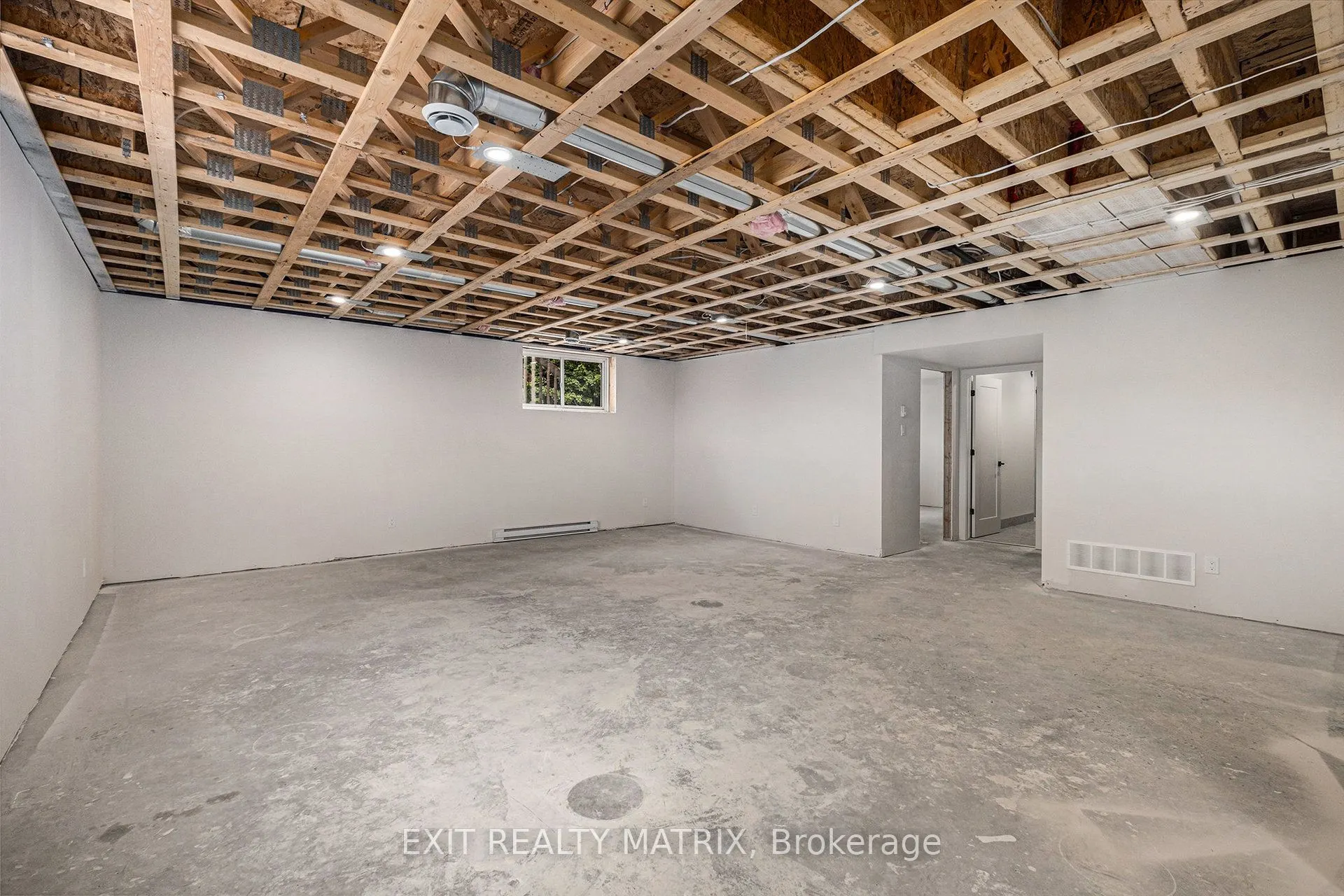 29 MAYER Street