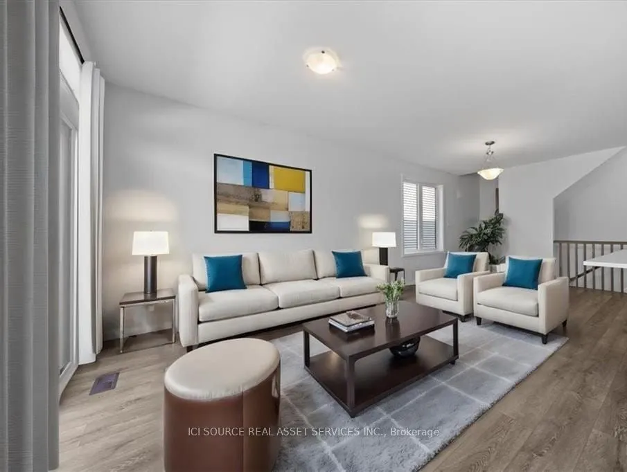 418 Silverberry Private