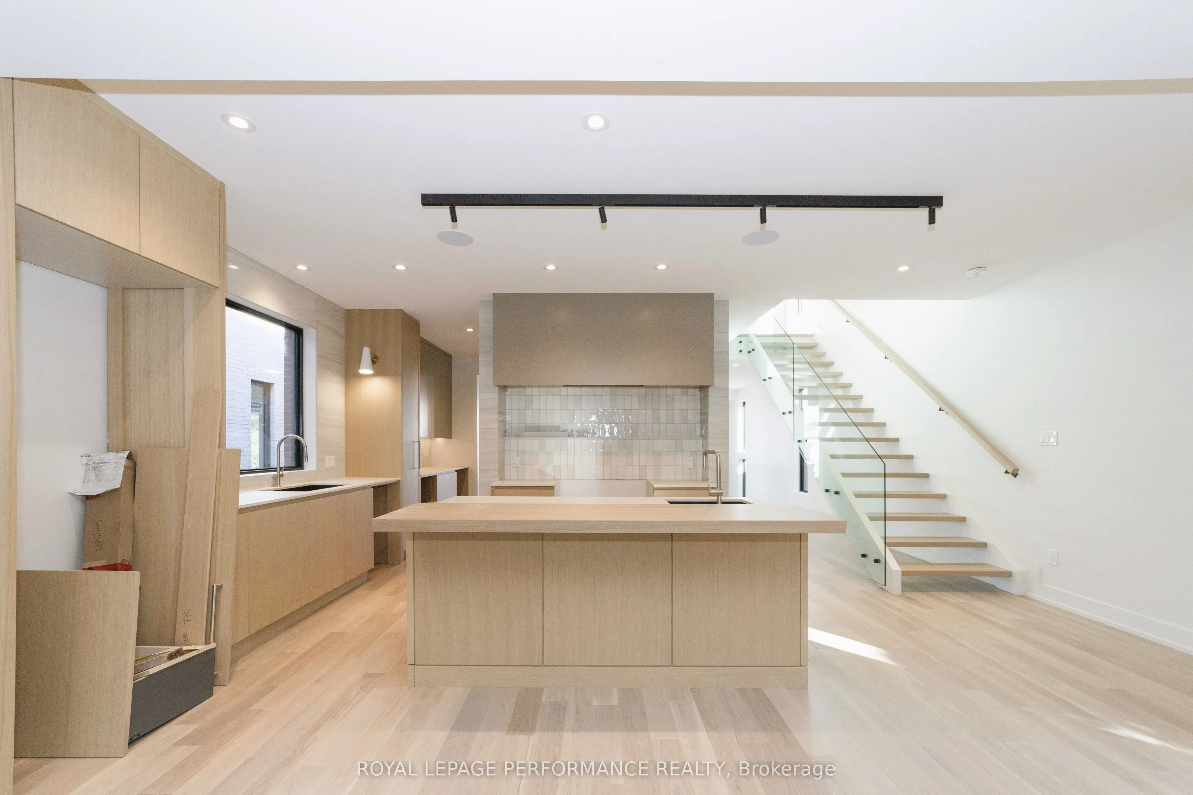 304 Selby Avenue