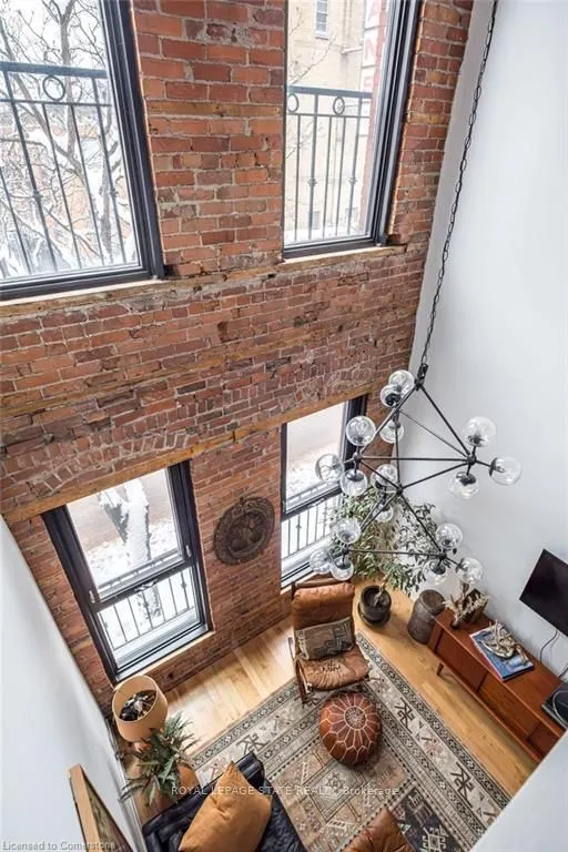 203 King Street E