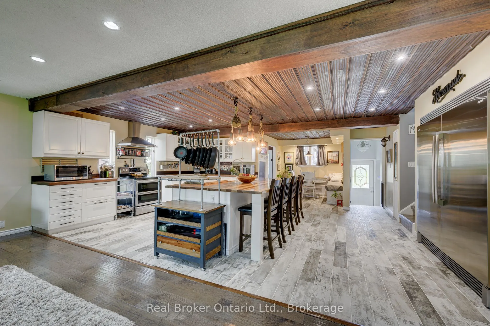 2859 Dominion Road