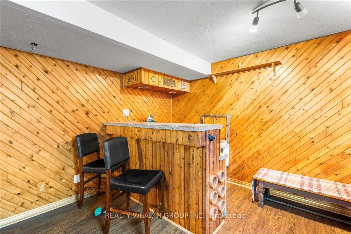 72 Halloway Road