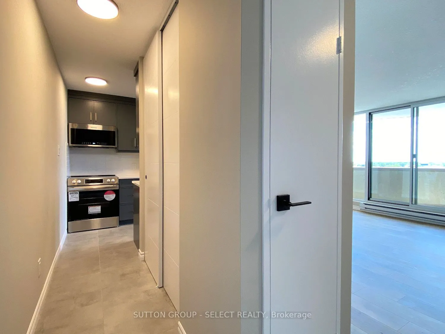 1105 Jalna Boulevard, #804