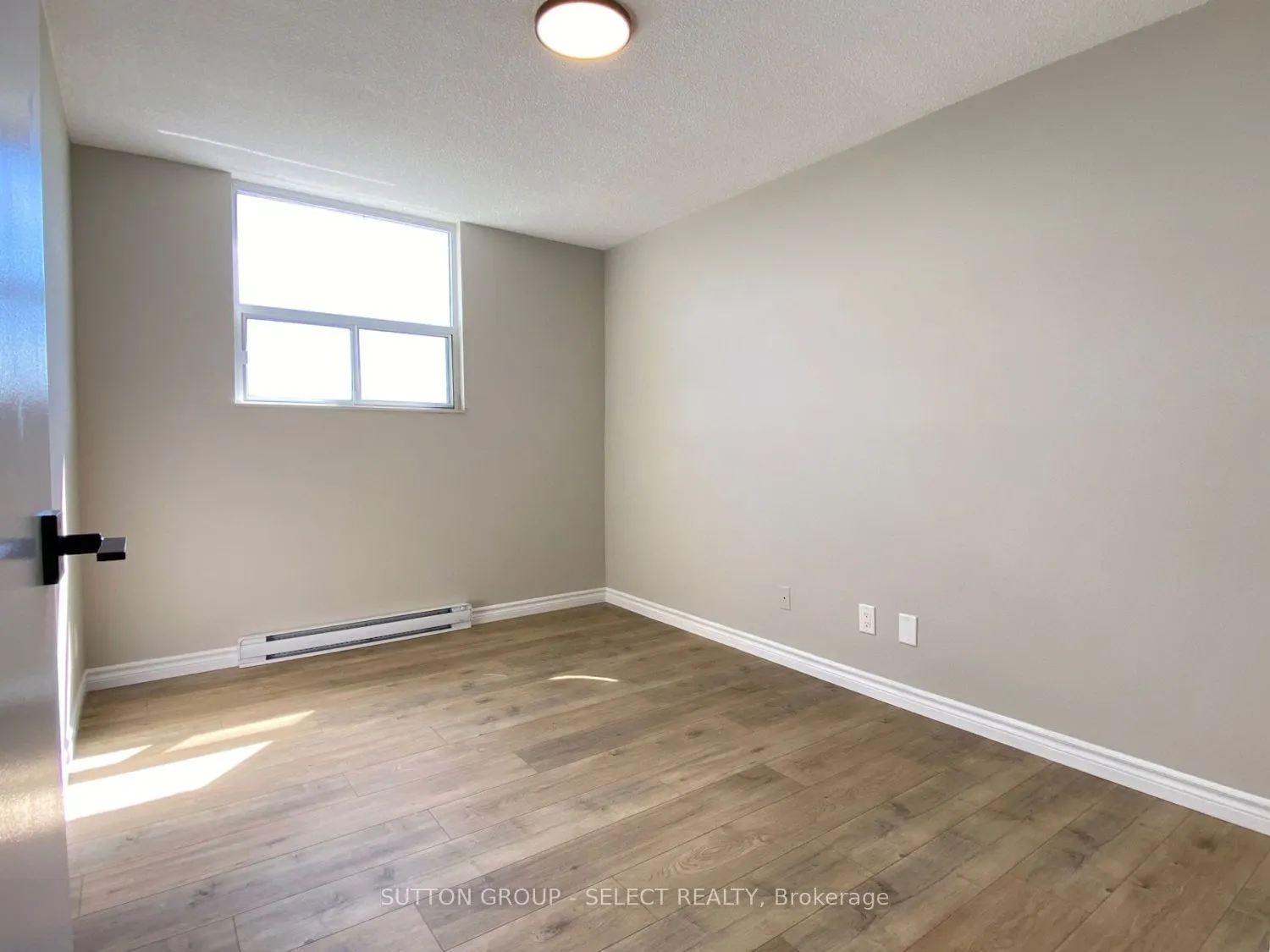 1105 Jalna Boulevard, #804