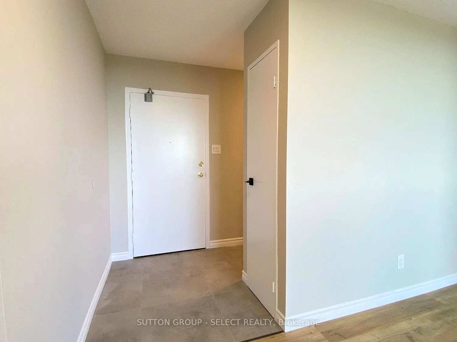 1105 Jalna Boulevard, #804