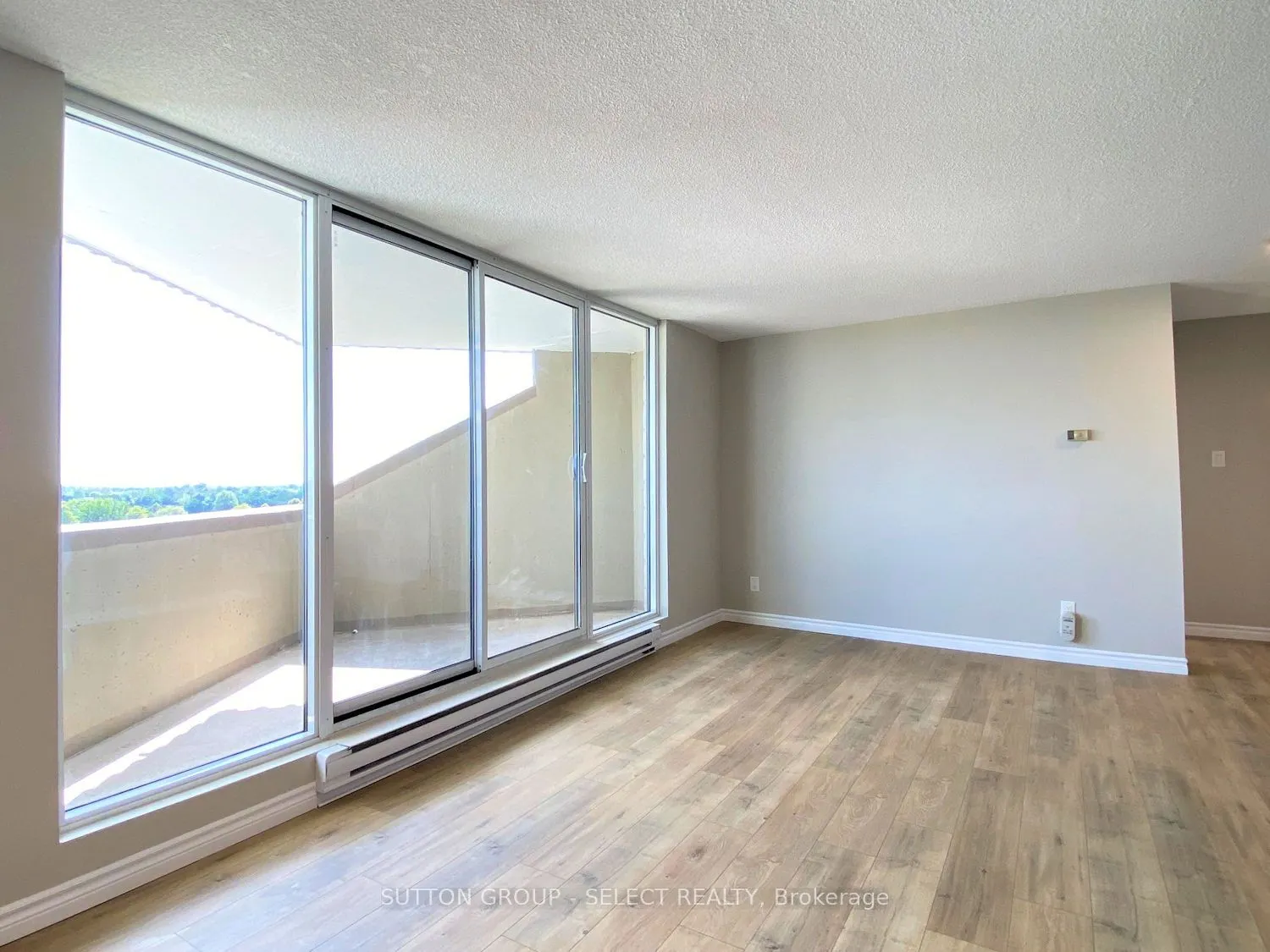 1105 Jalna Boulevard, #804