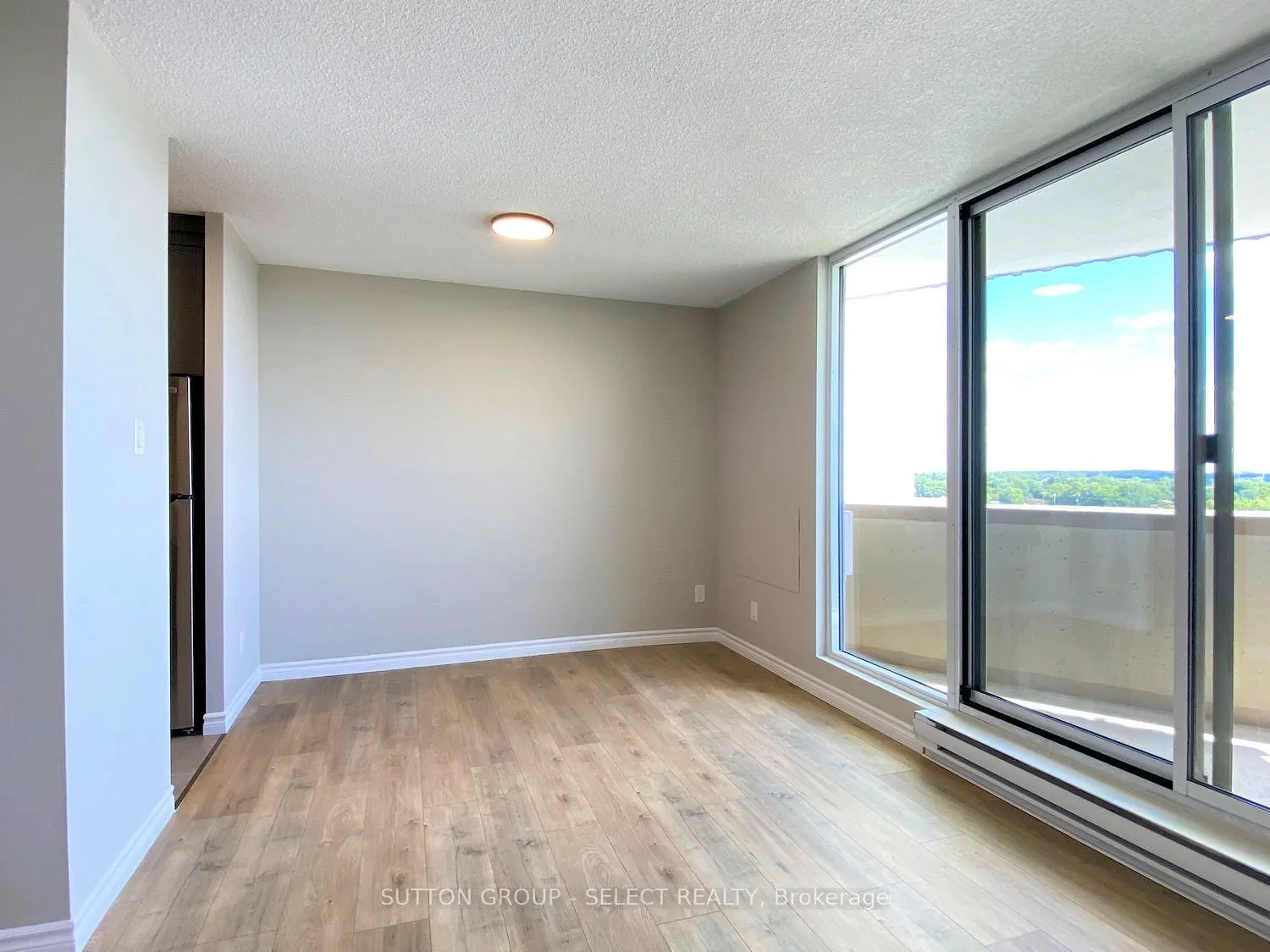 1105 Jalna Boulevard, #804