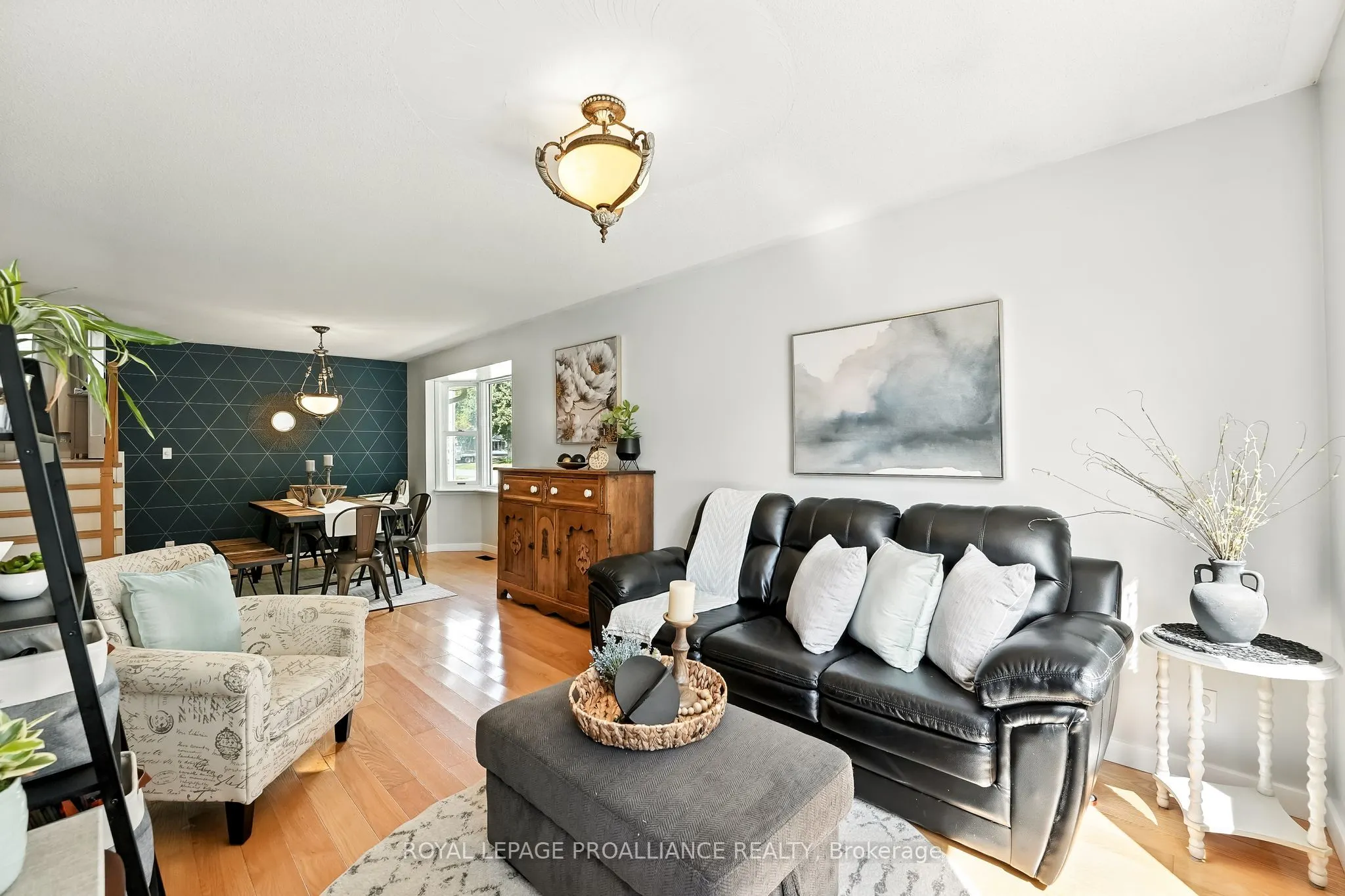 11 Iroquois Avenue