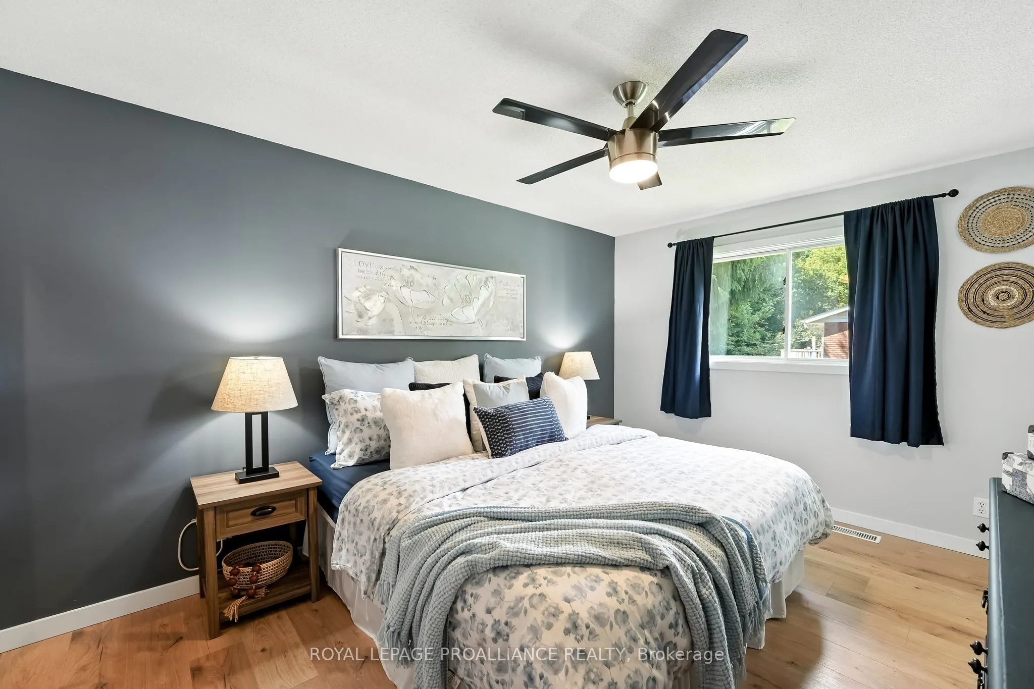 11 Iroquois Avenue