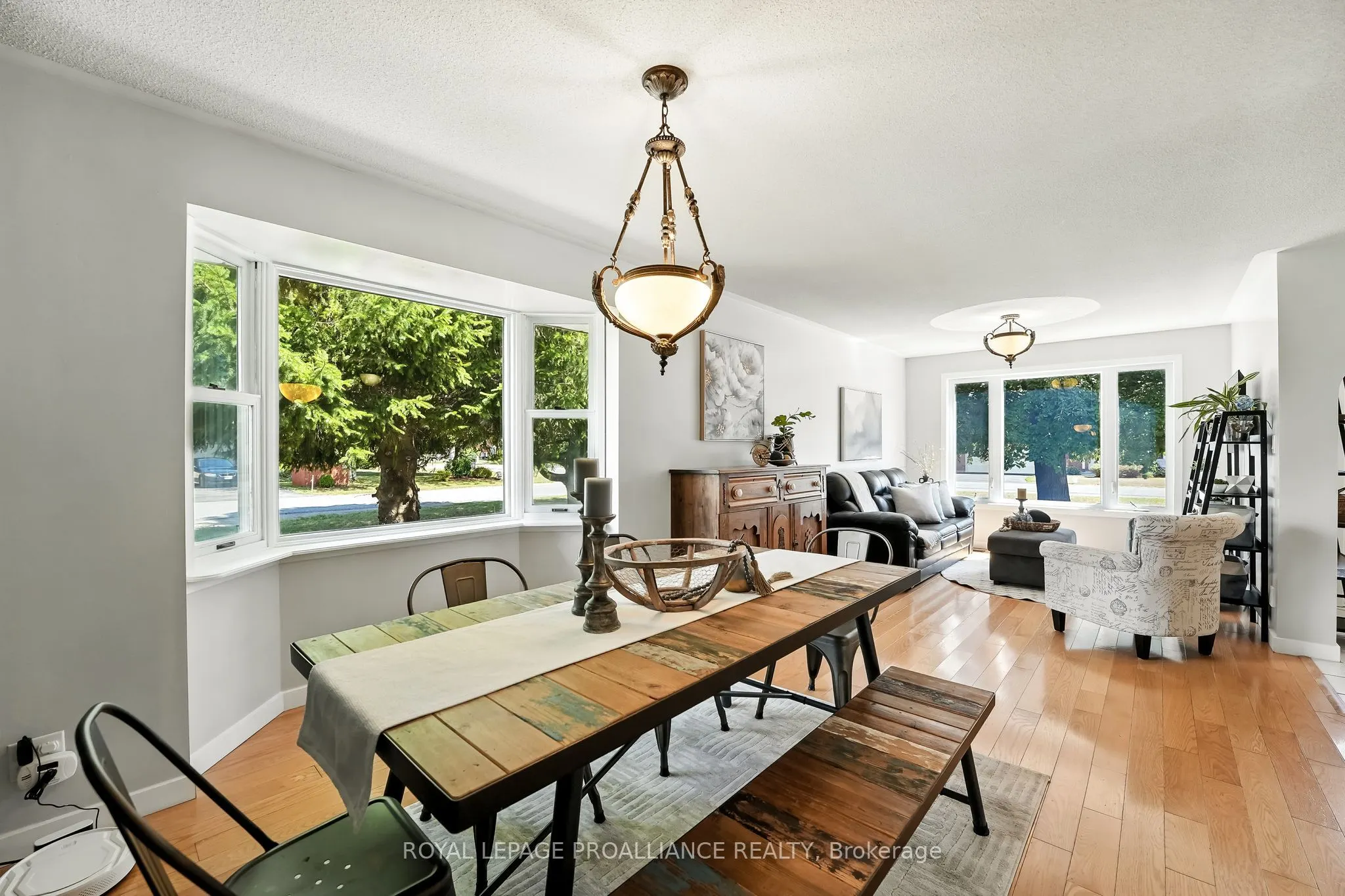 11 Iroquois Avenue