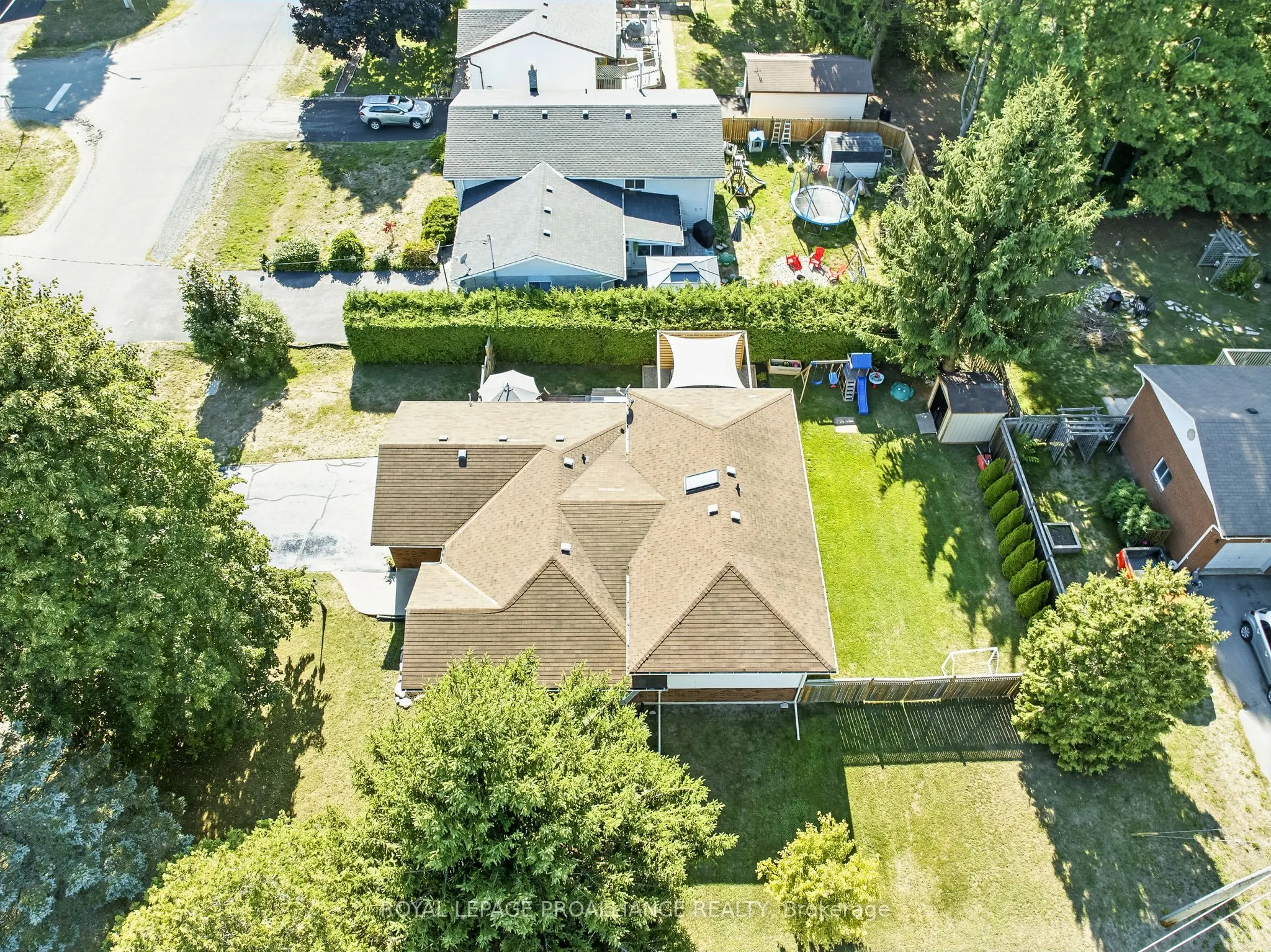 11 Iroquois Avenue