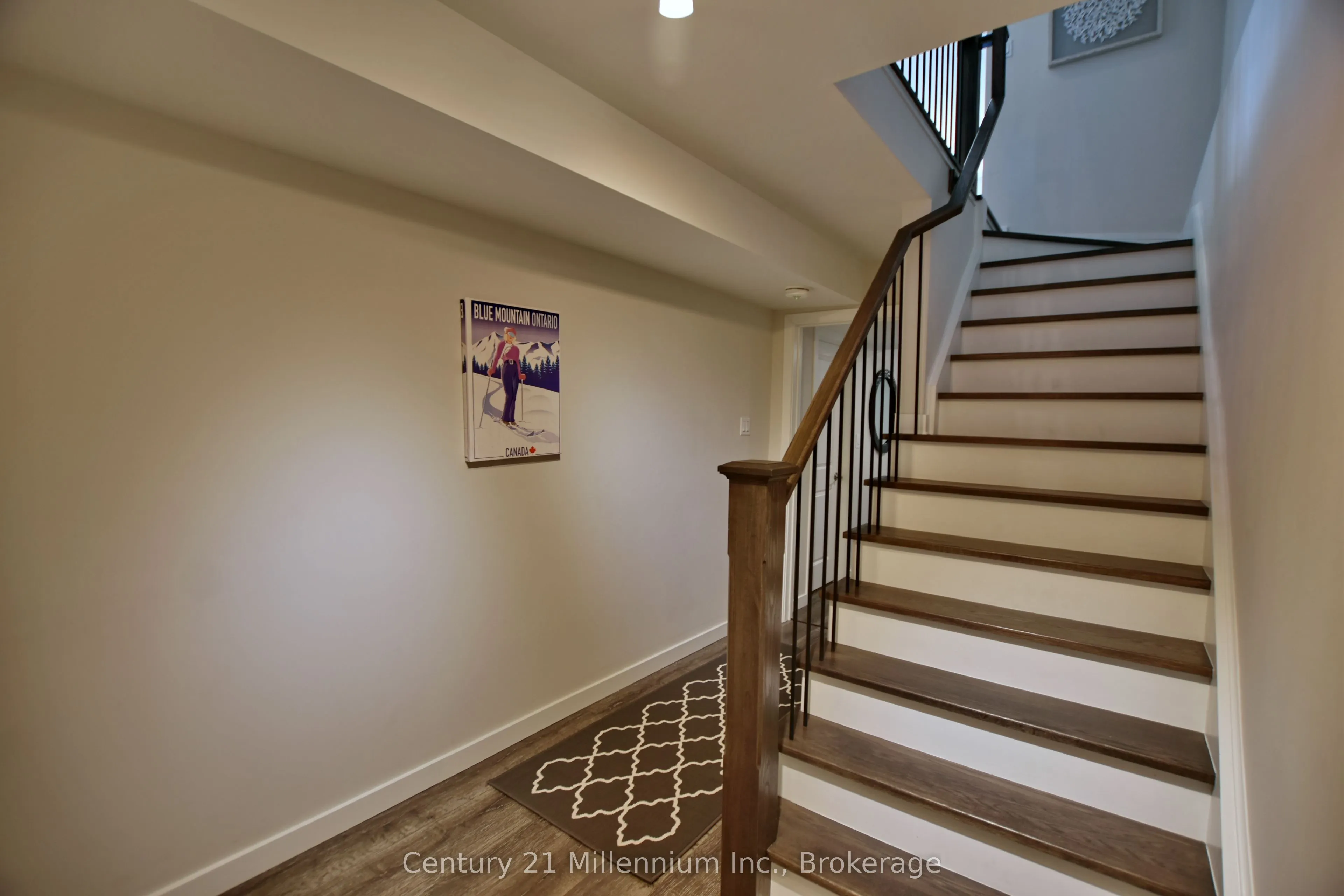 349 YELLOW BIRCH Crescent