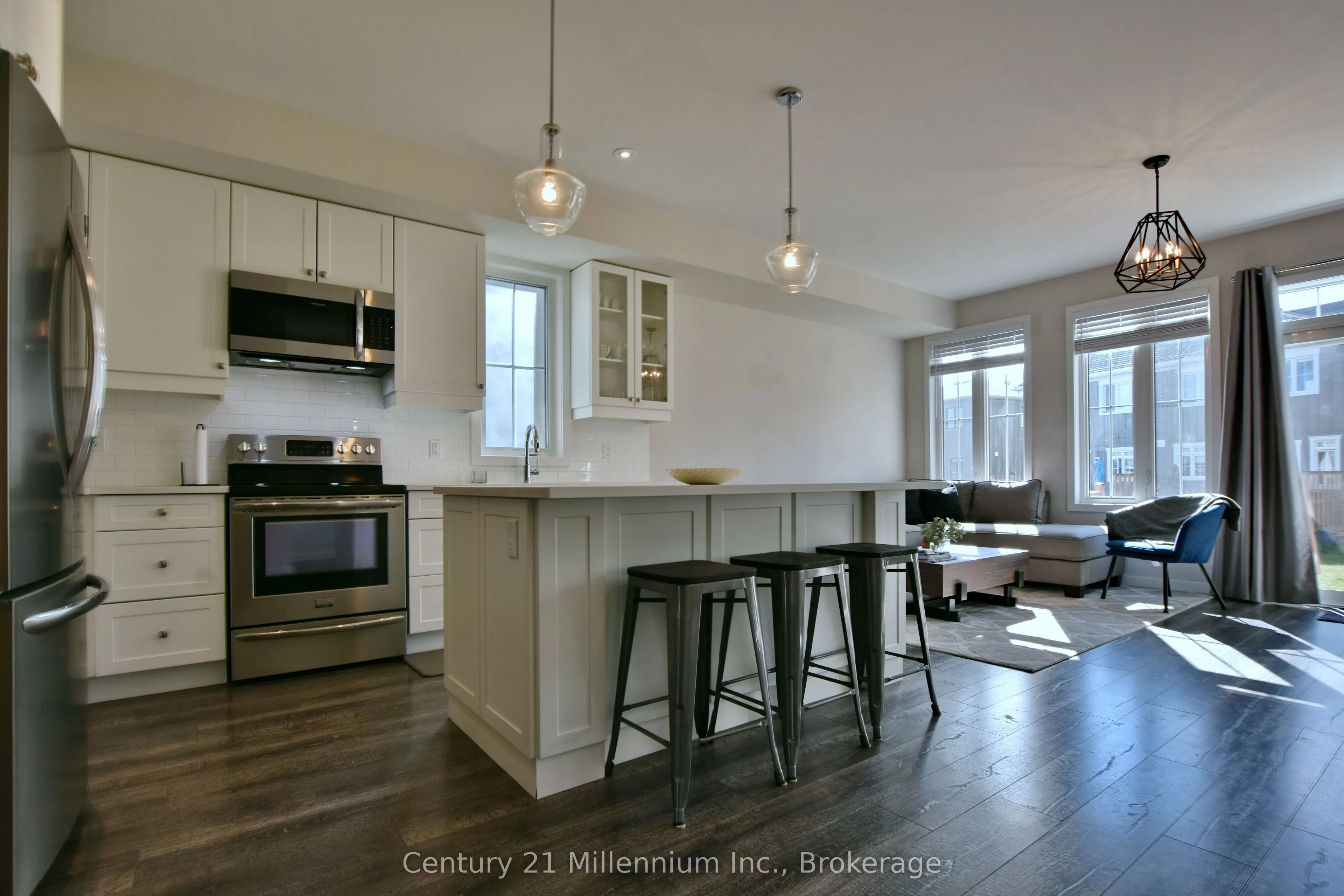 349 YELLOW BIRCH Crescent