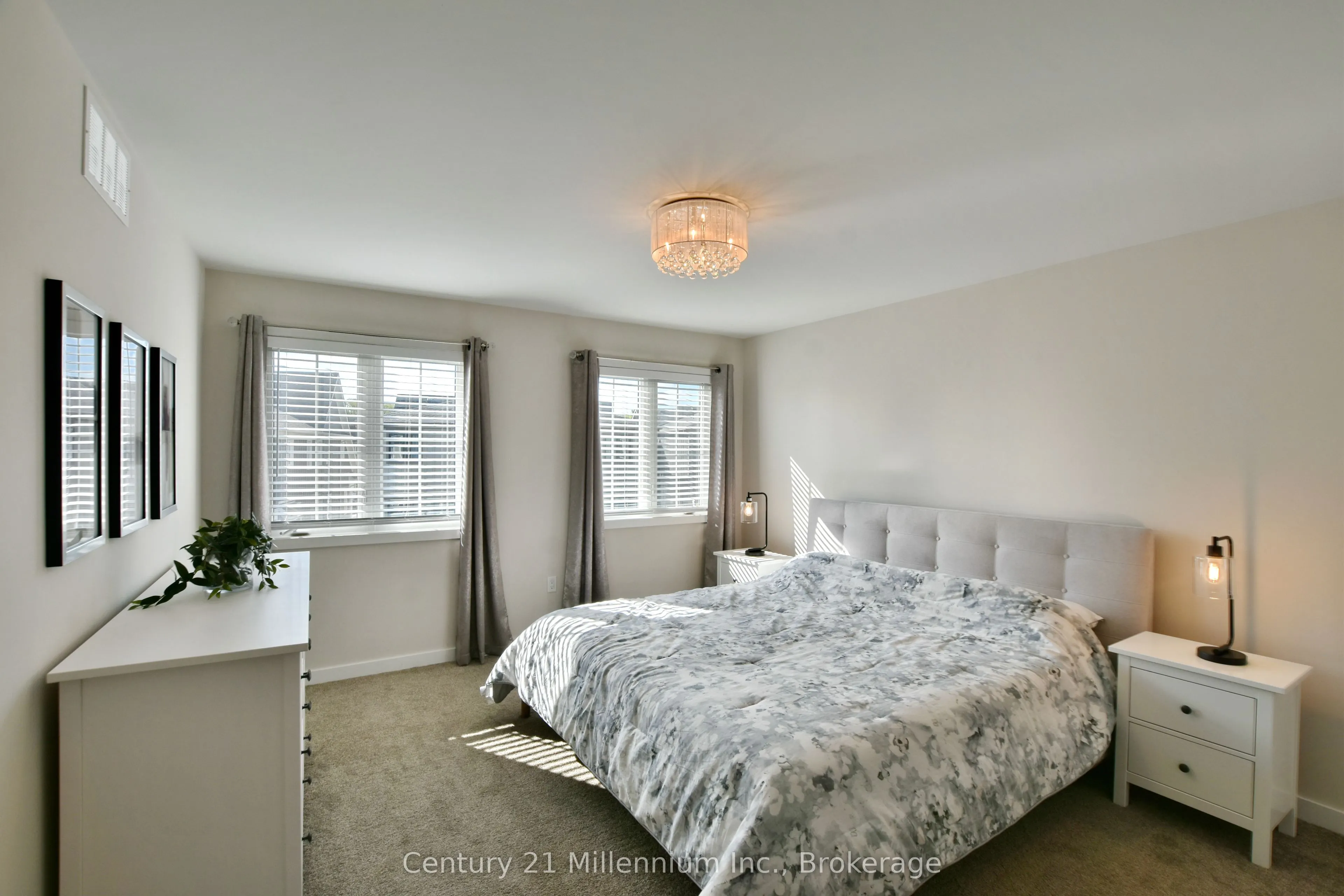 349 YELLOW BIRCH Crescent