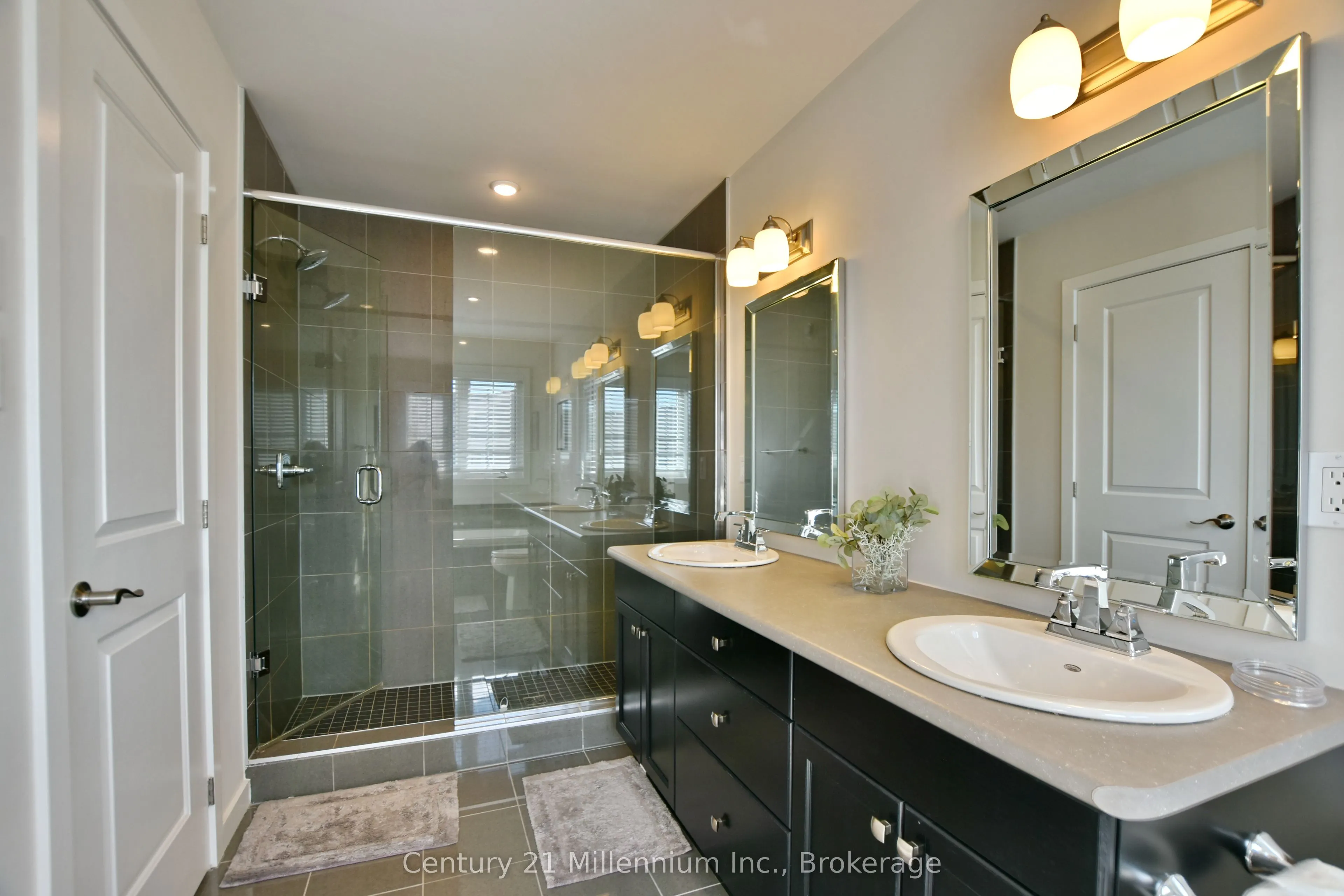 349 YELLOW BIRCH Crescent