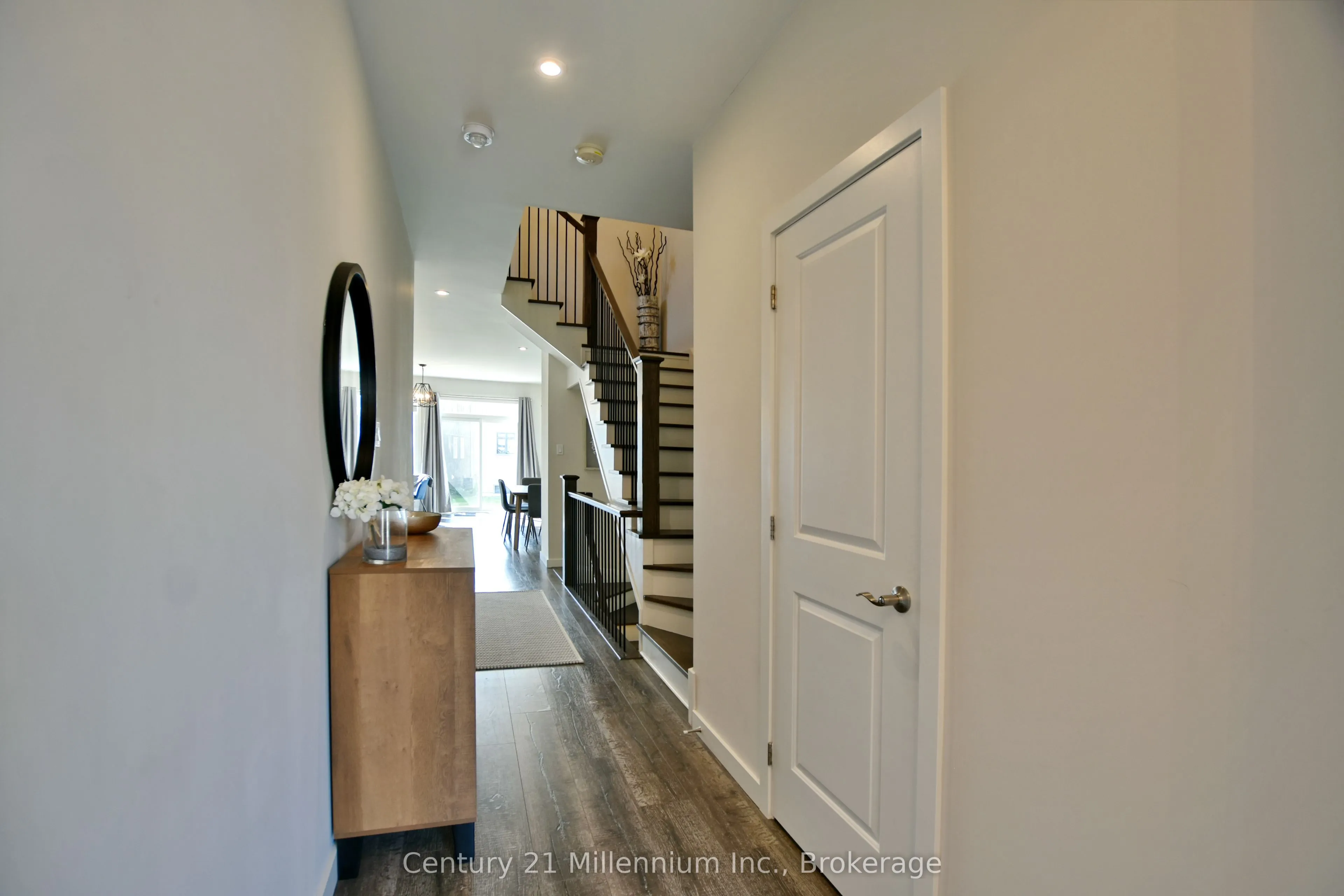 349 YELLOW BIRCH Crescent