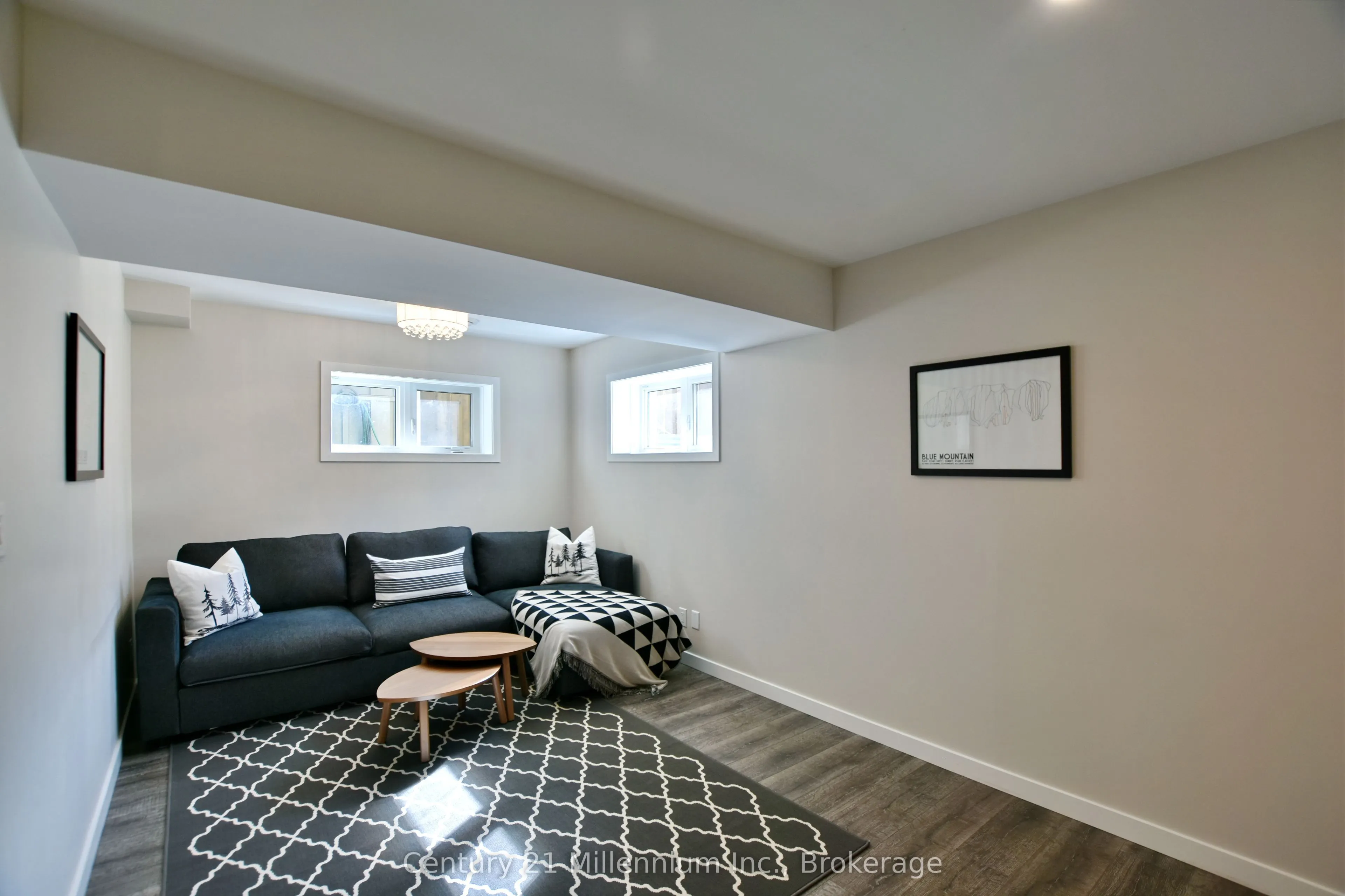 349 YELLOW BIRCH Crescent
