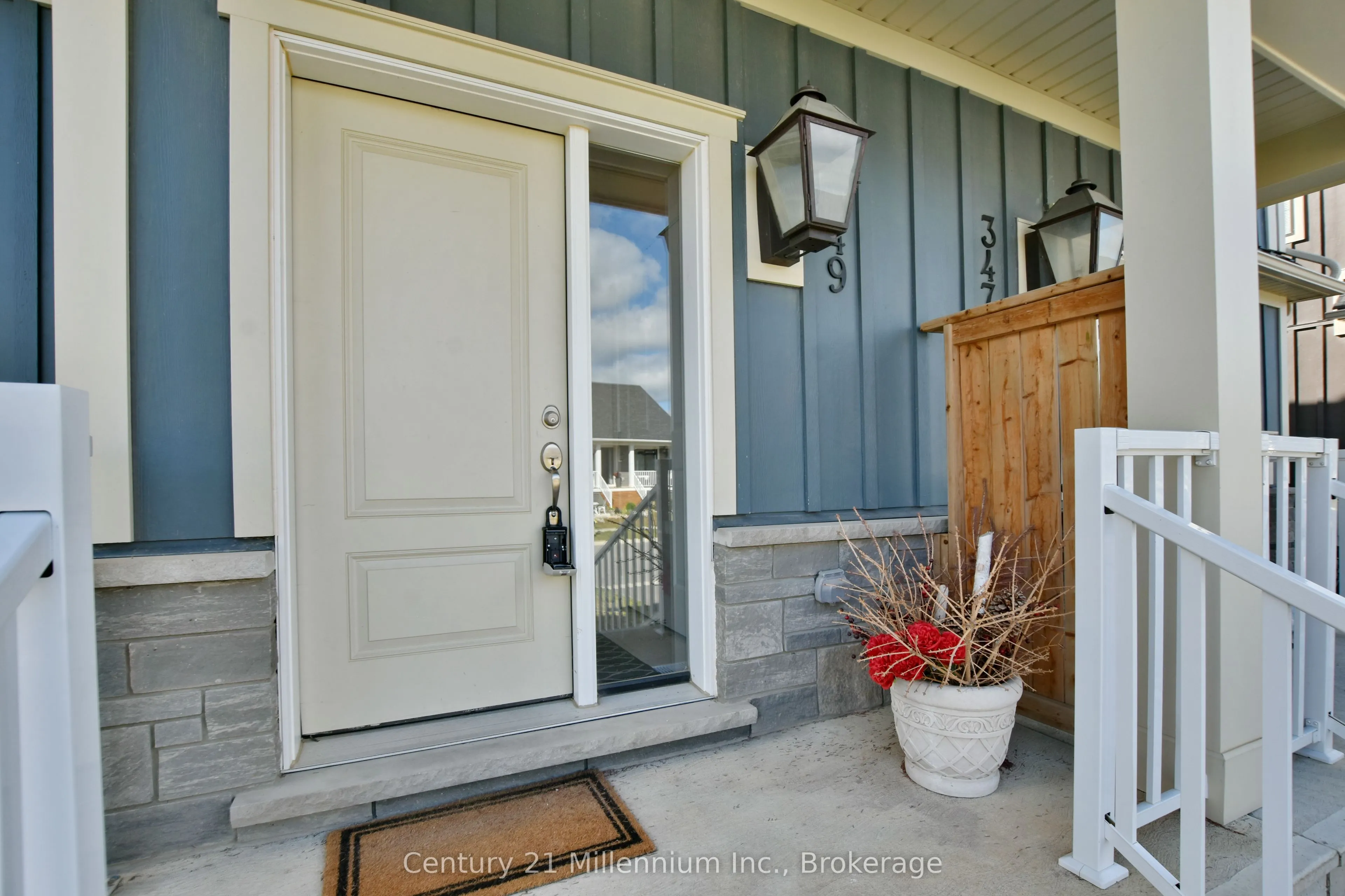 349 YELLOW BIRCH Crescent
