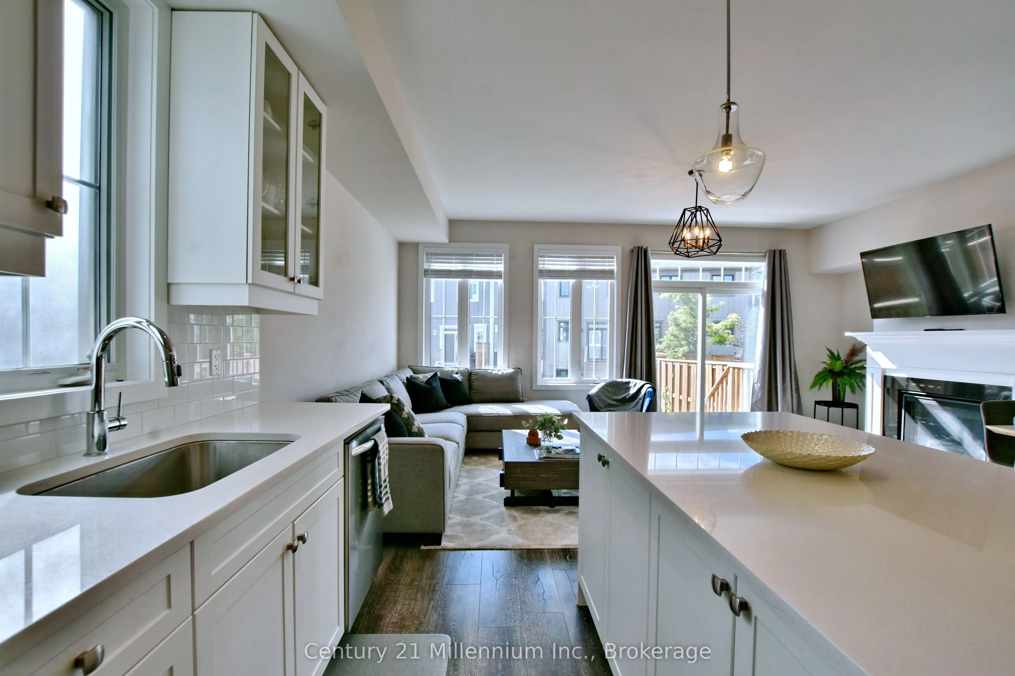 349 YELLOW BIRCH Crescent