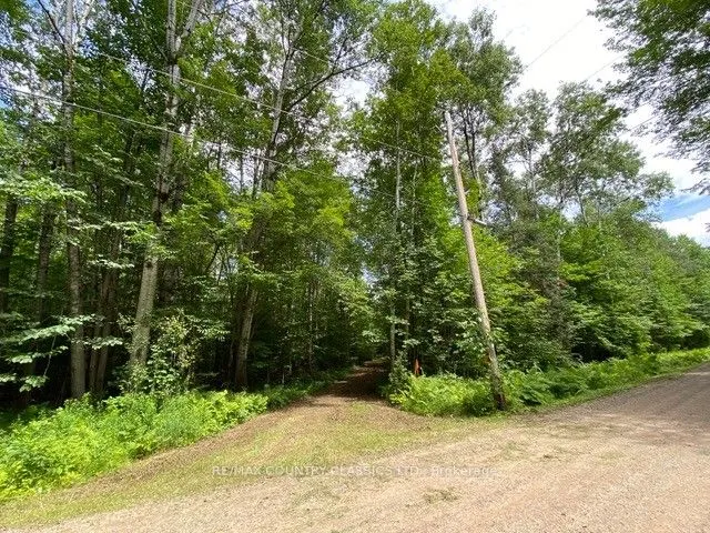 LT 9 Lower Craigmont Road