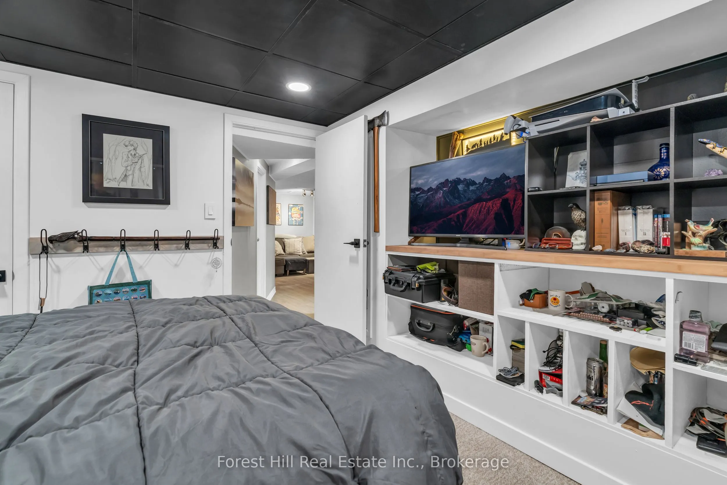 130 Pepperwood Crescent
