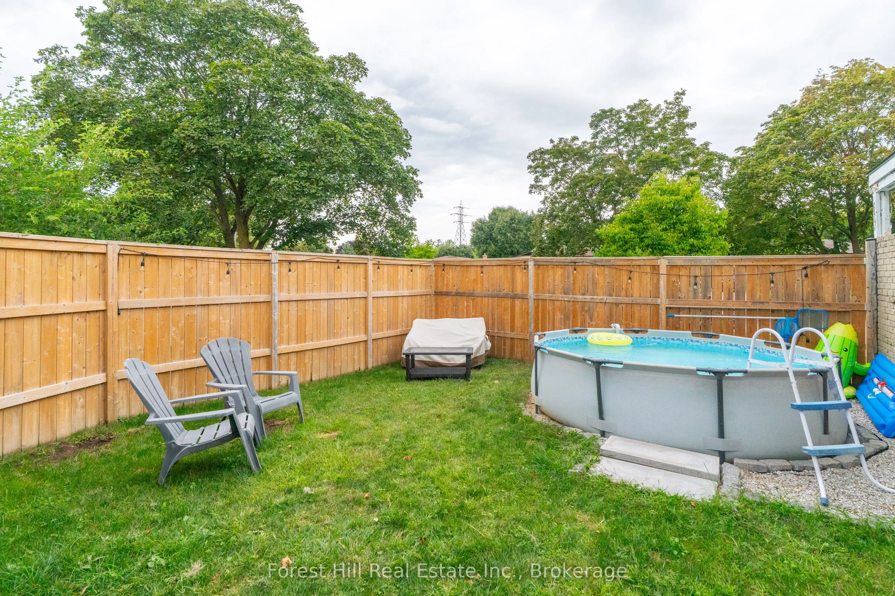 130 Pepperwood Crescent