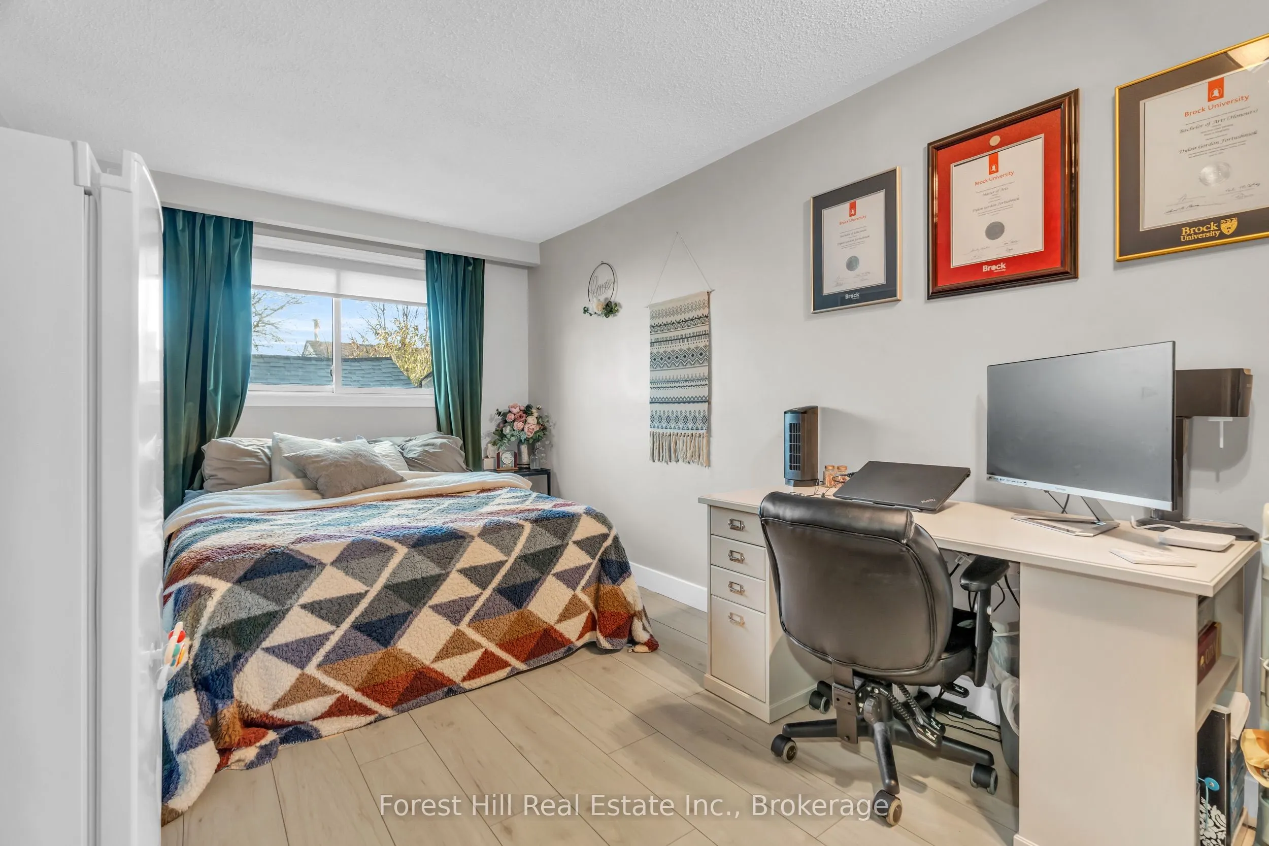 130 Pepperwood Crescent