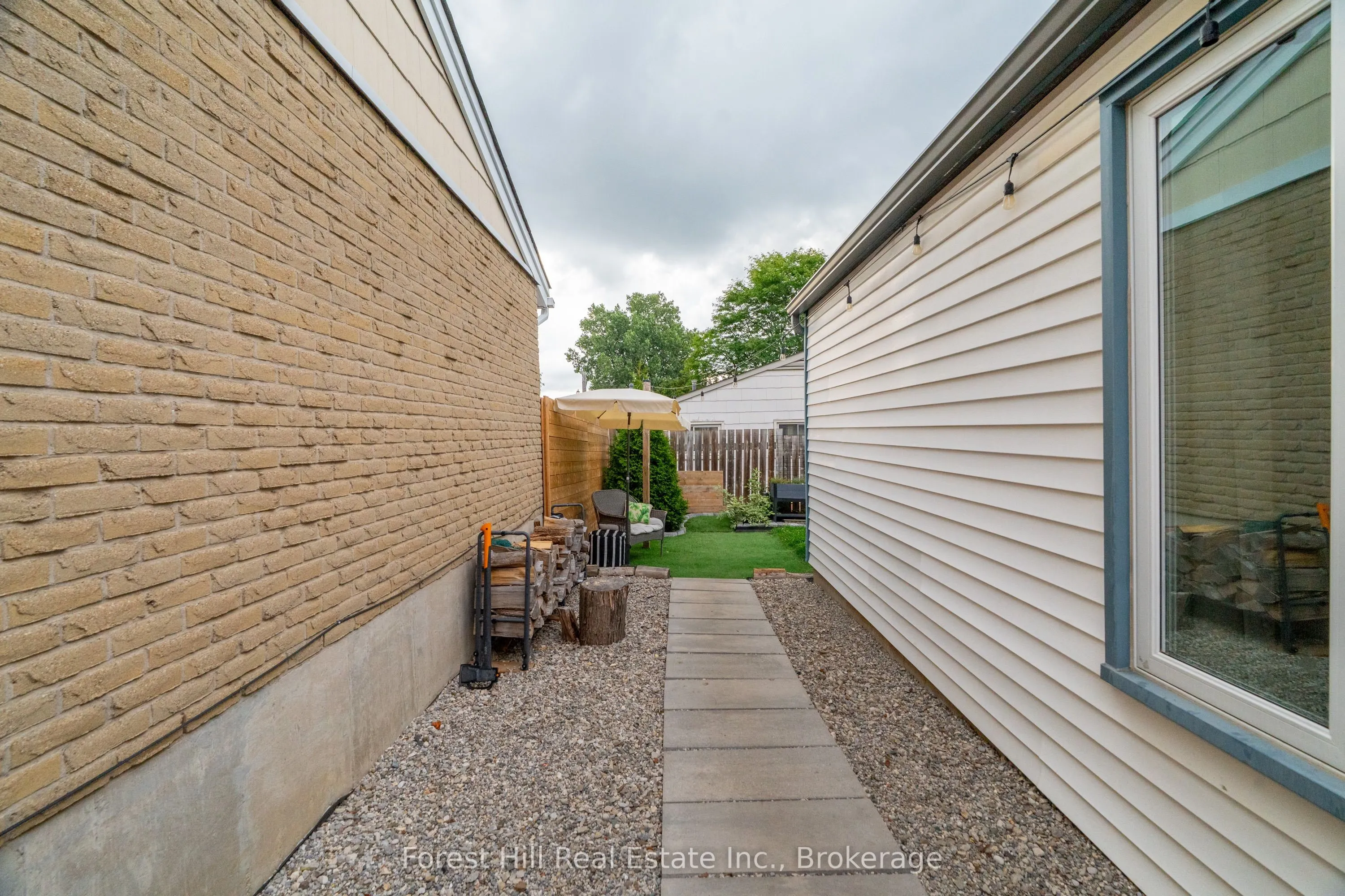 130 Pepperwood Crescent