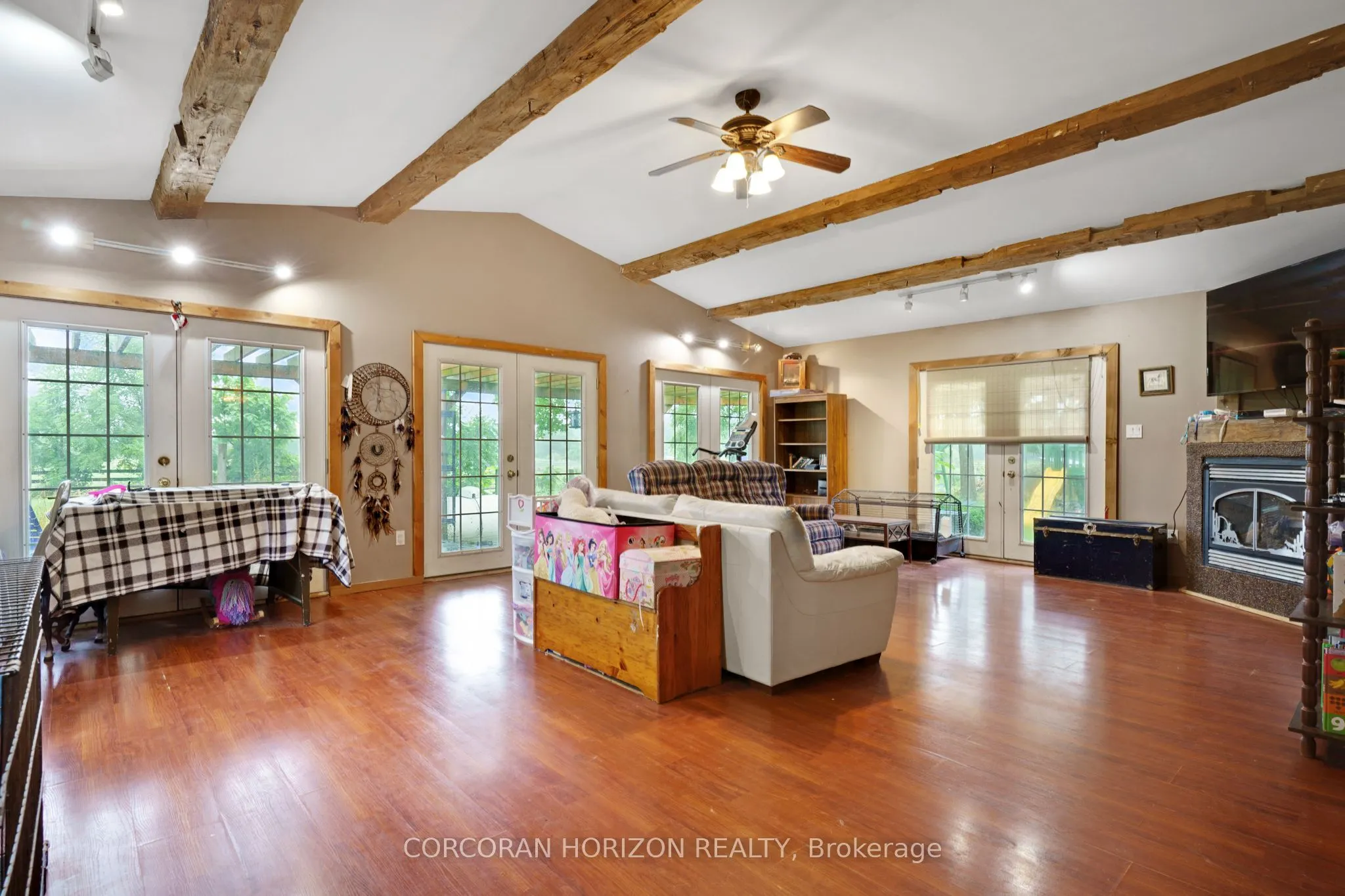 1374 5th Concession Road W