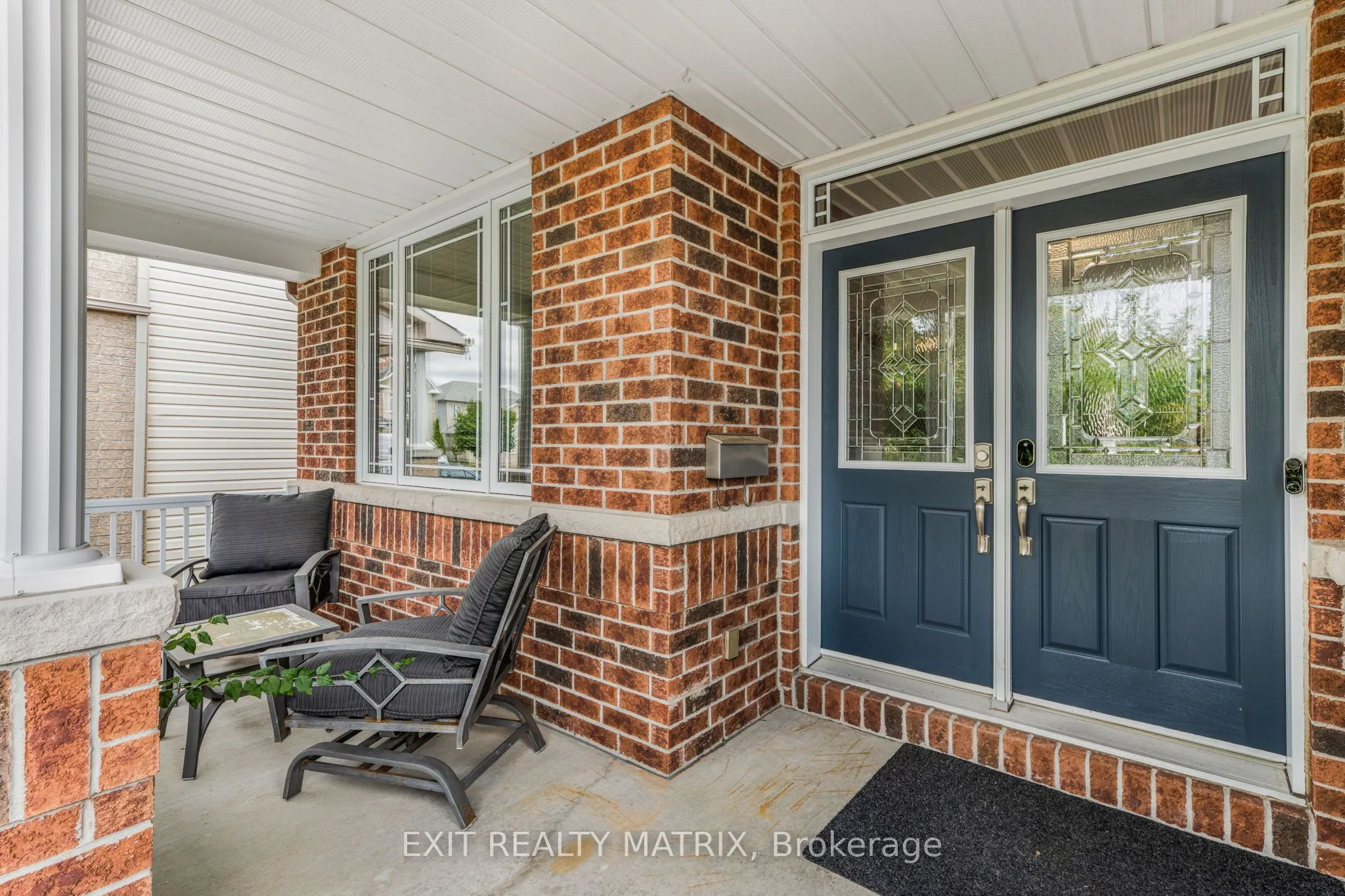 352 Oakcrest Way