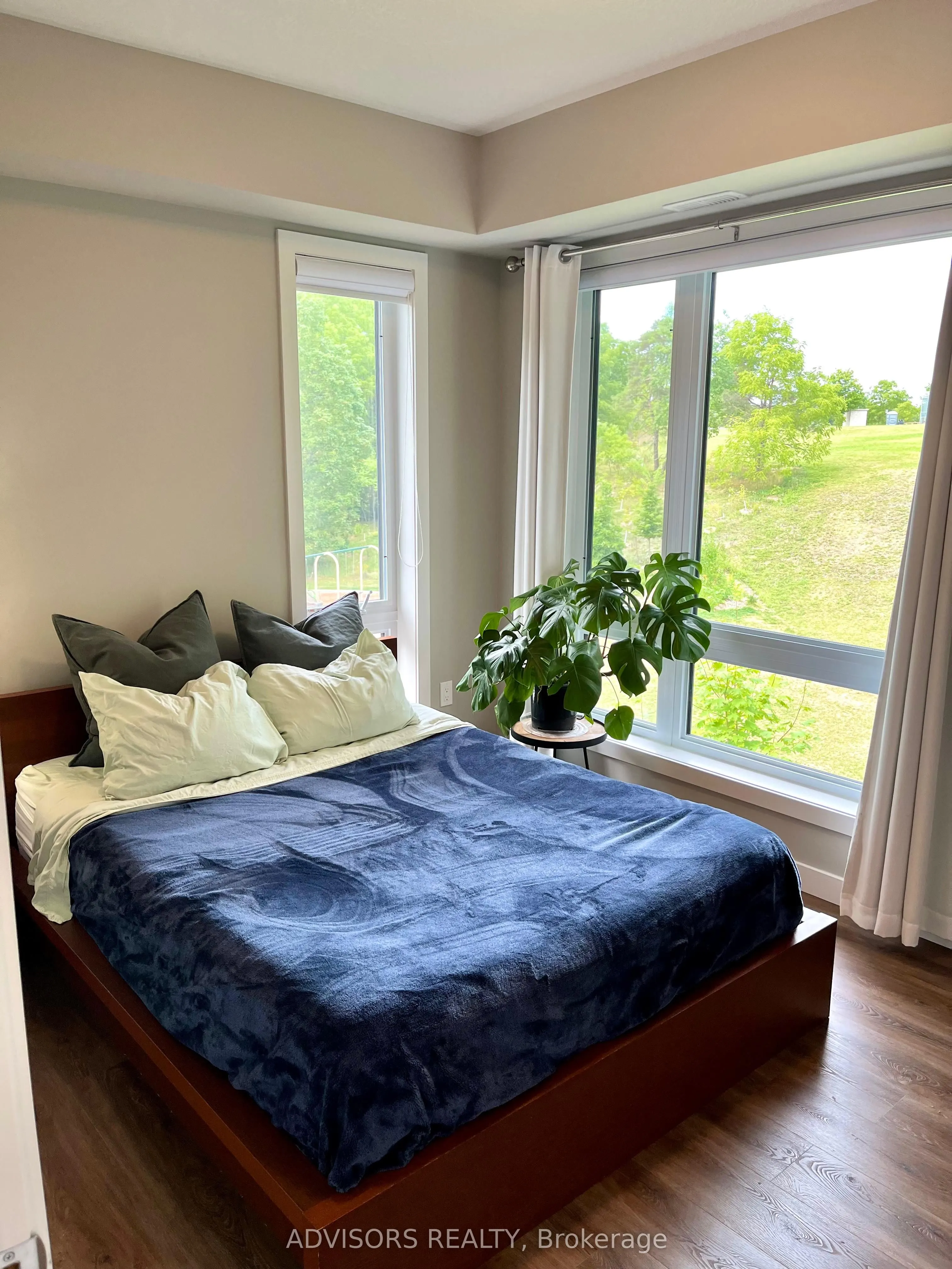 83 Beechwood Avenue, #15