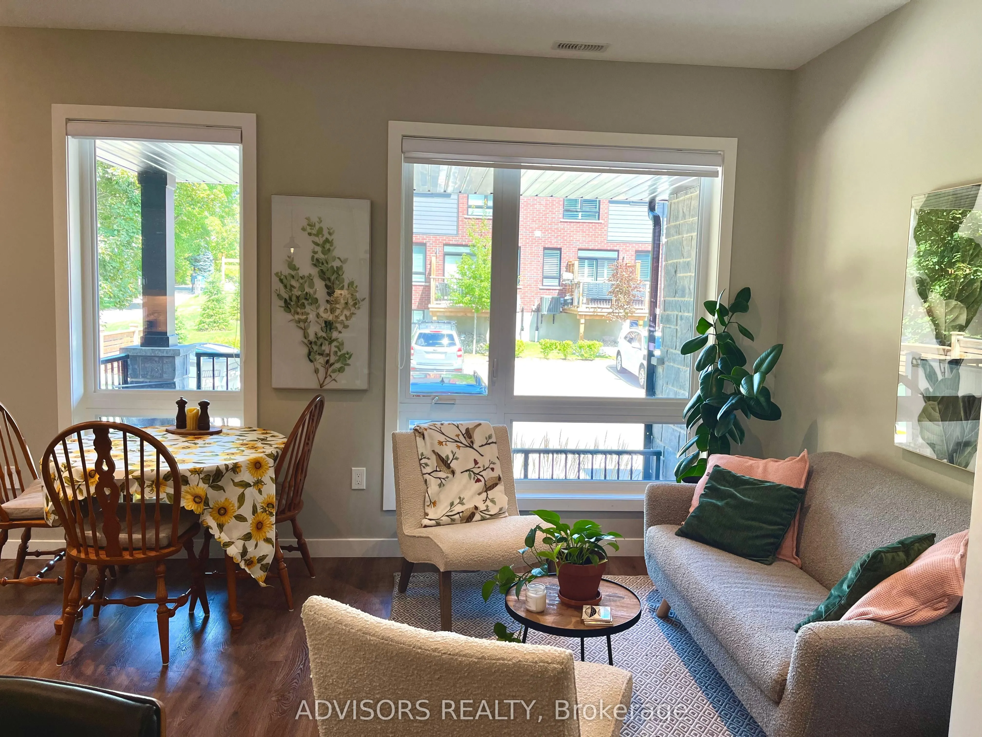 83 Beechwood Avenue, #15