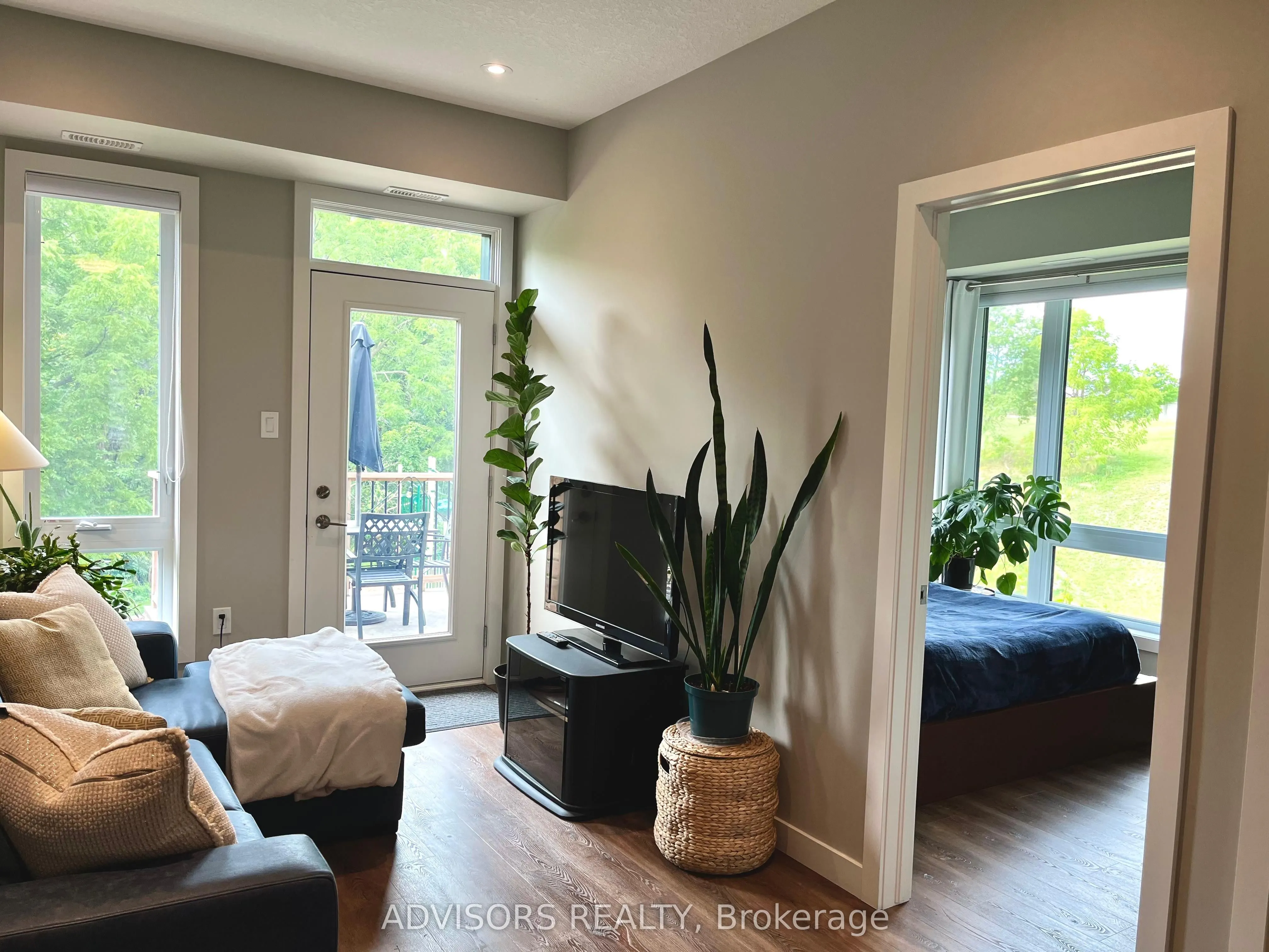 83 Beechwood Avenue, #15