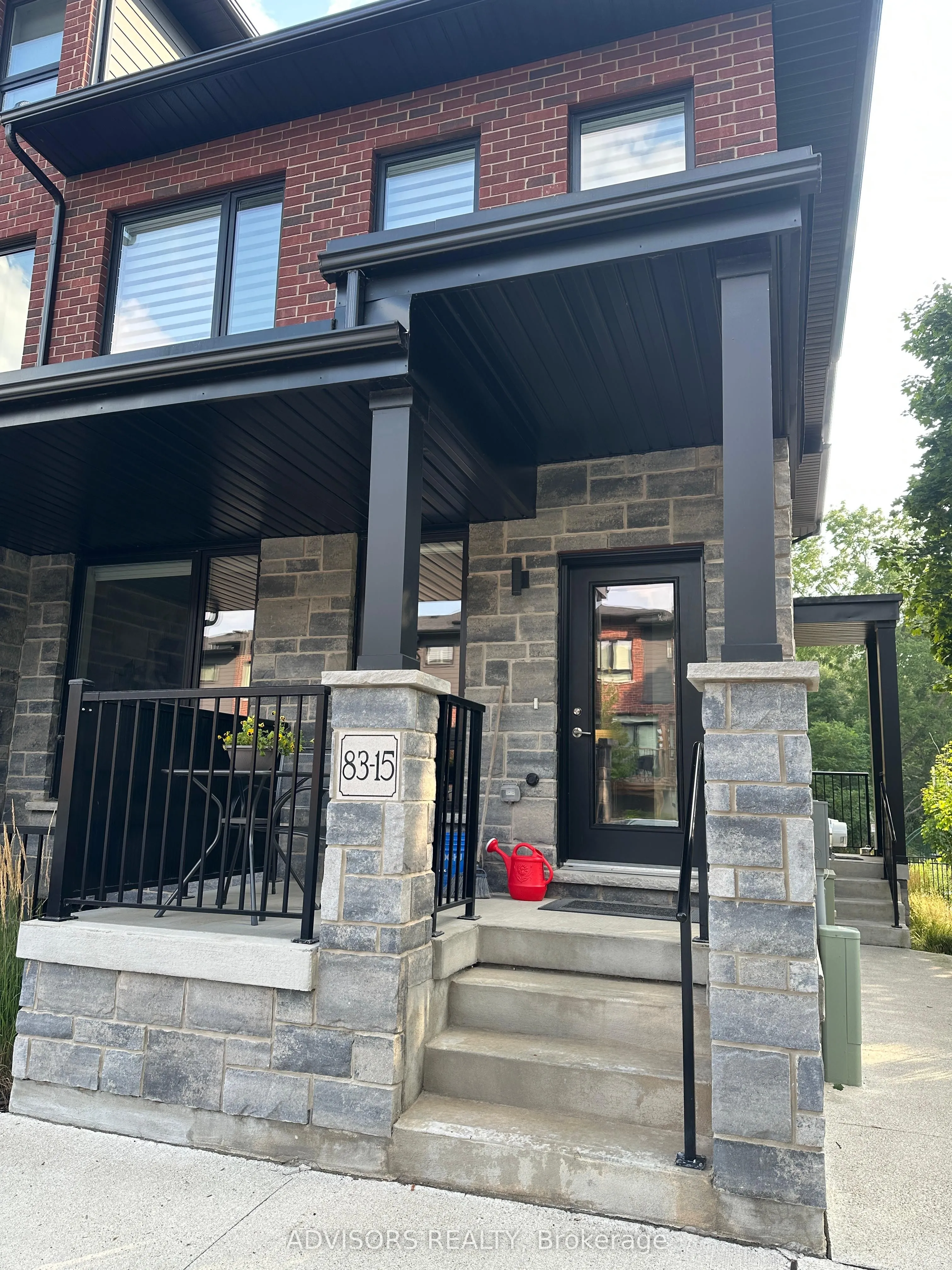 83 Beechwood Avenue, #15