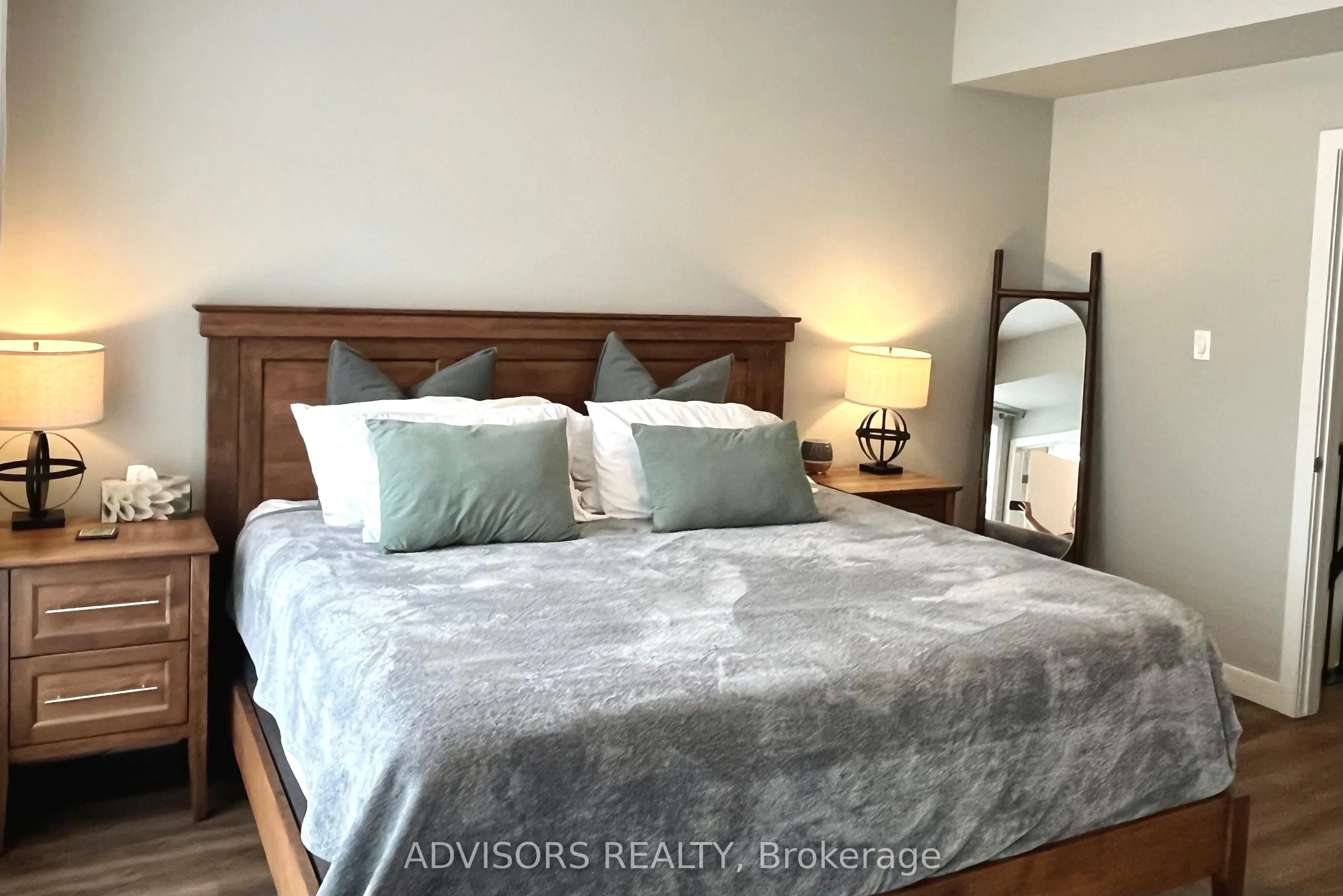 83 Beechwood Avenue, #15