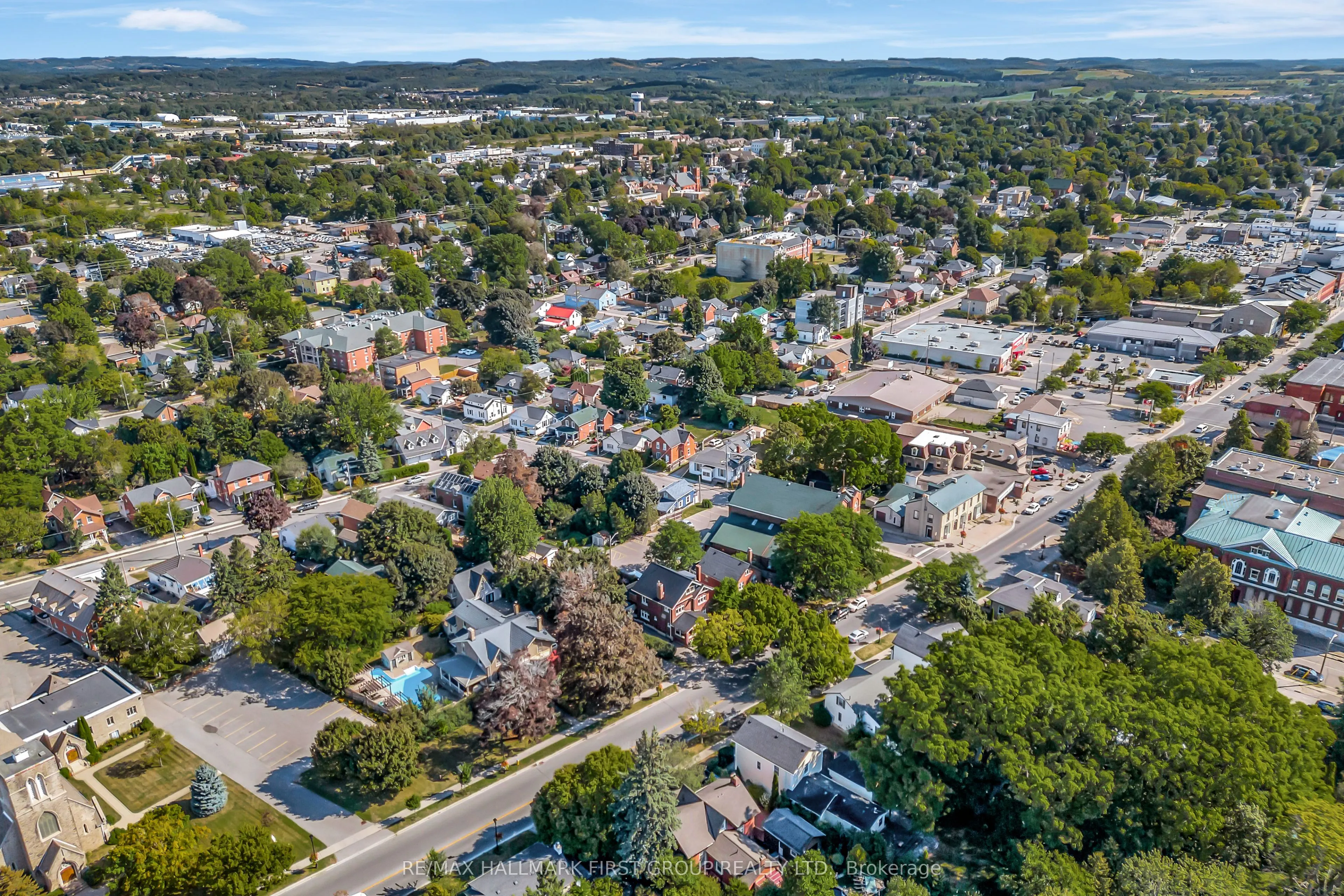 174 King Street W