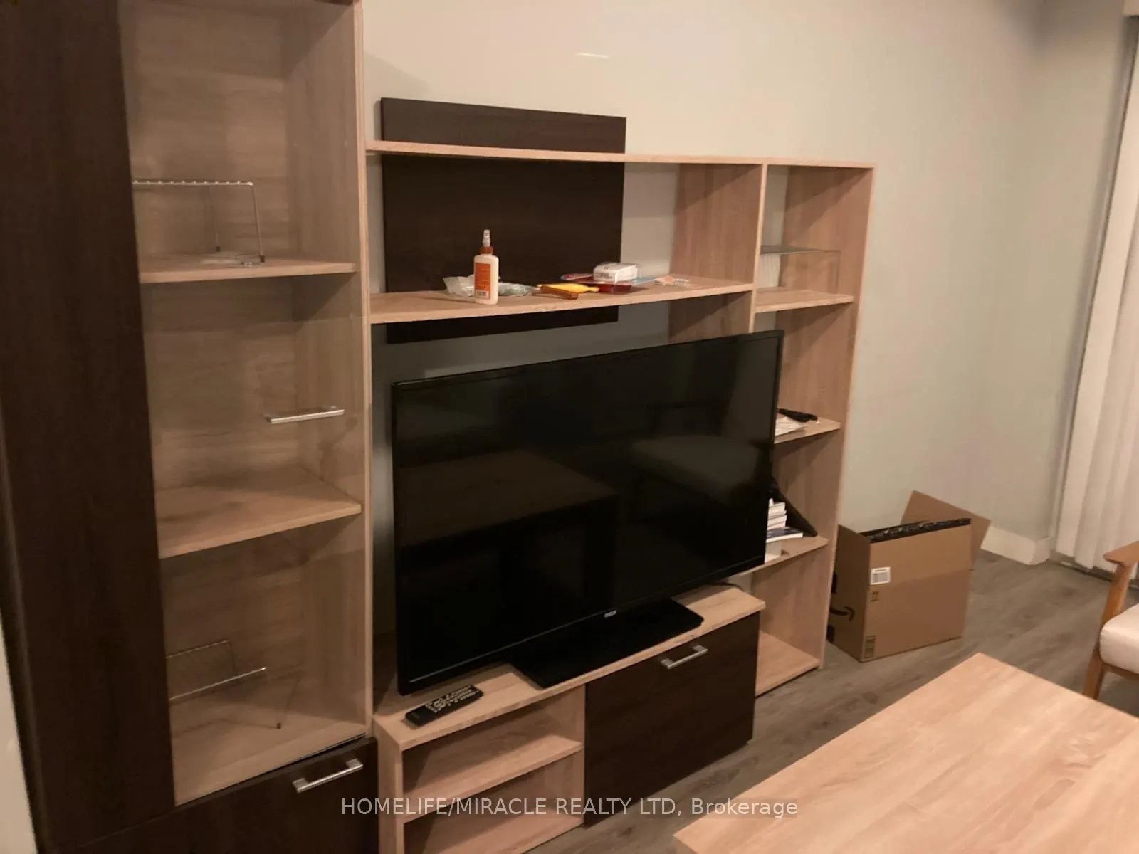 318 Spruce Street, #1704