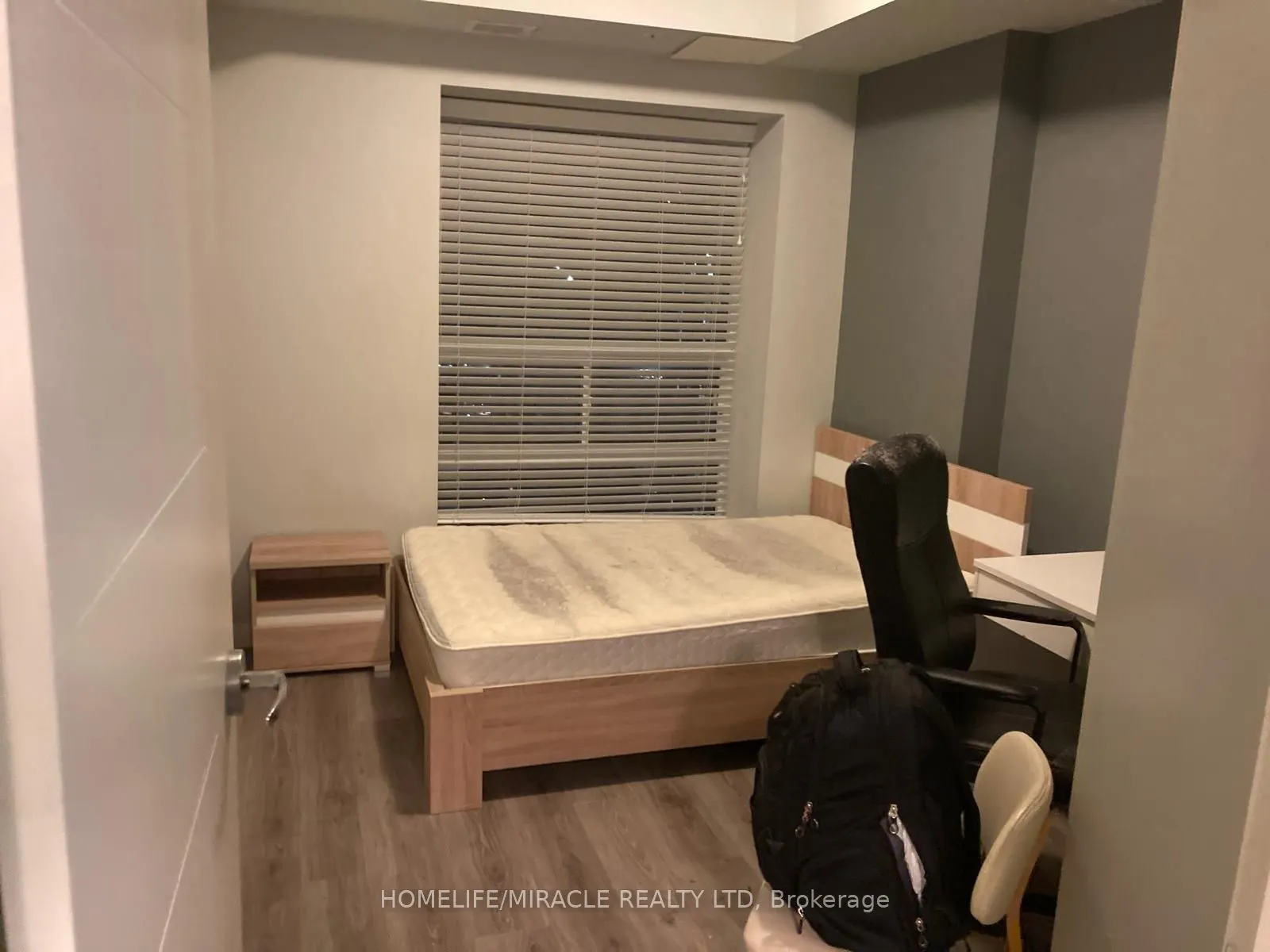 318 Spruce Street, #1704