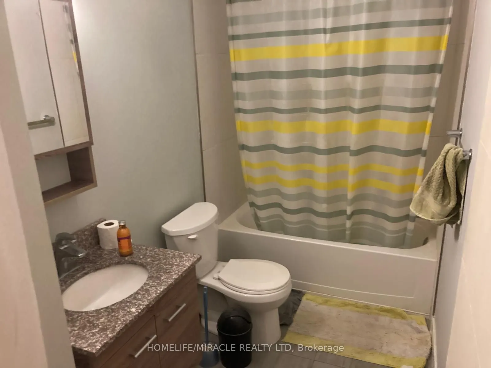 318 Spruce Street, #1704
