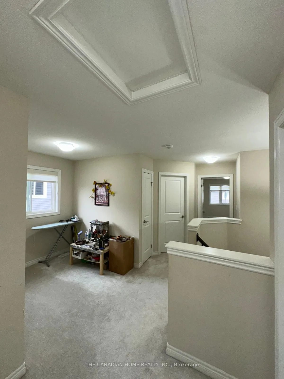 19 HAWTHORN Avenue