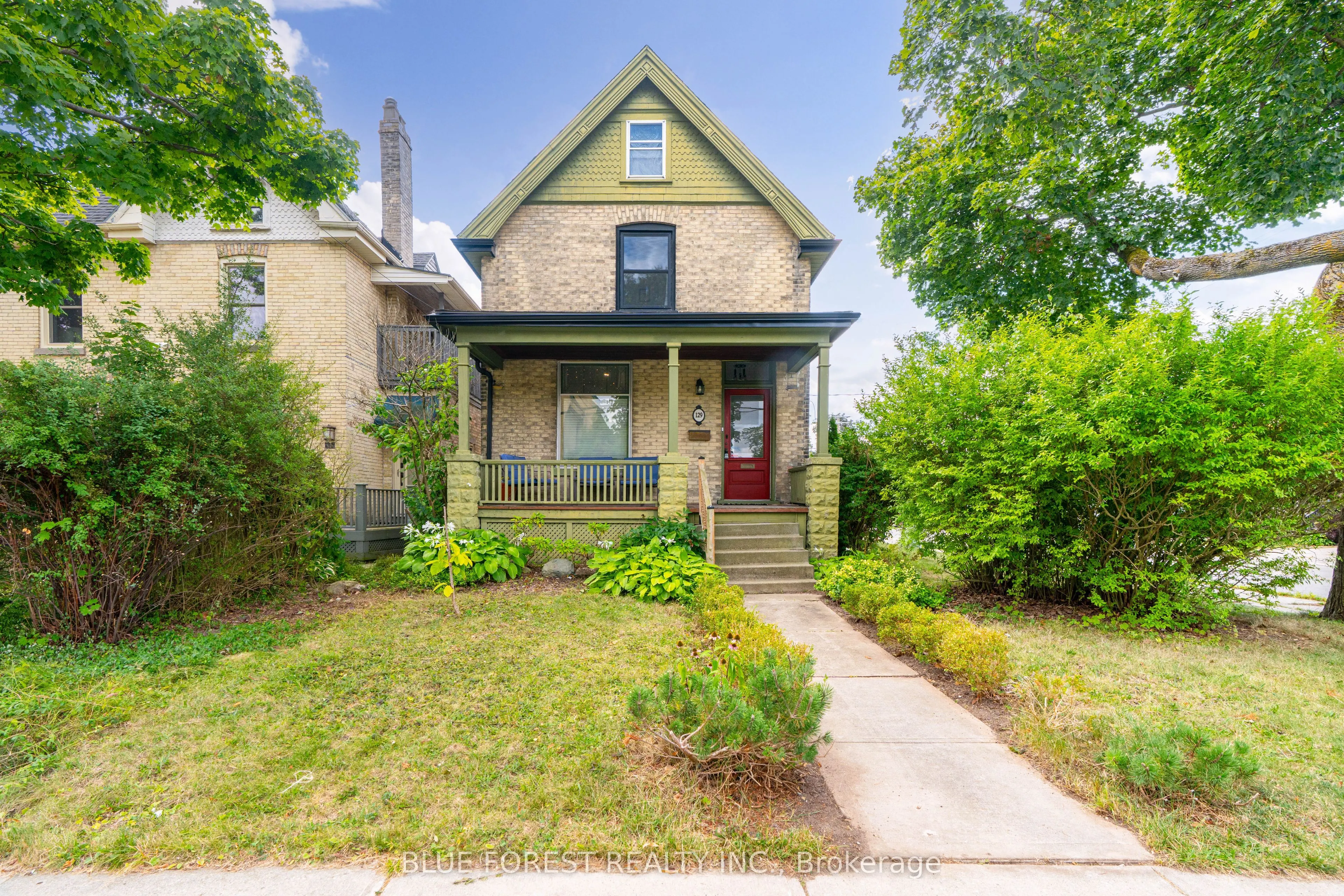 129 Duchess Avenue