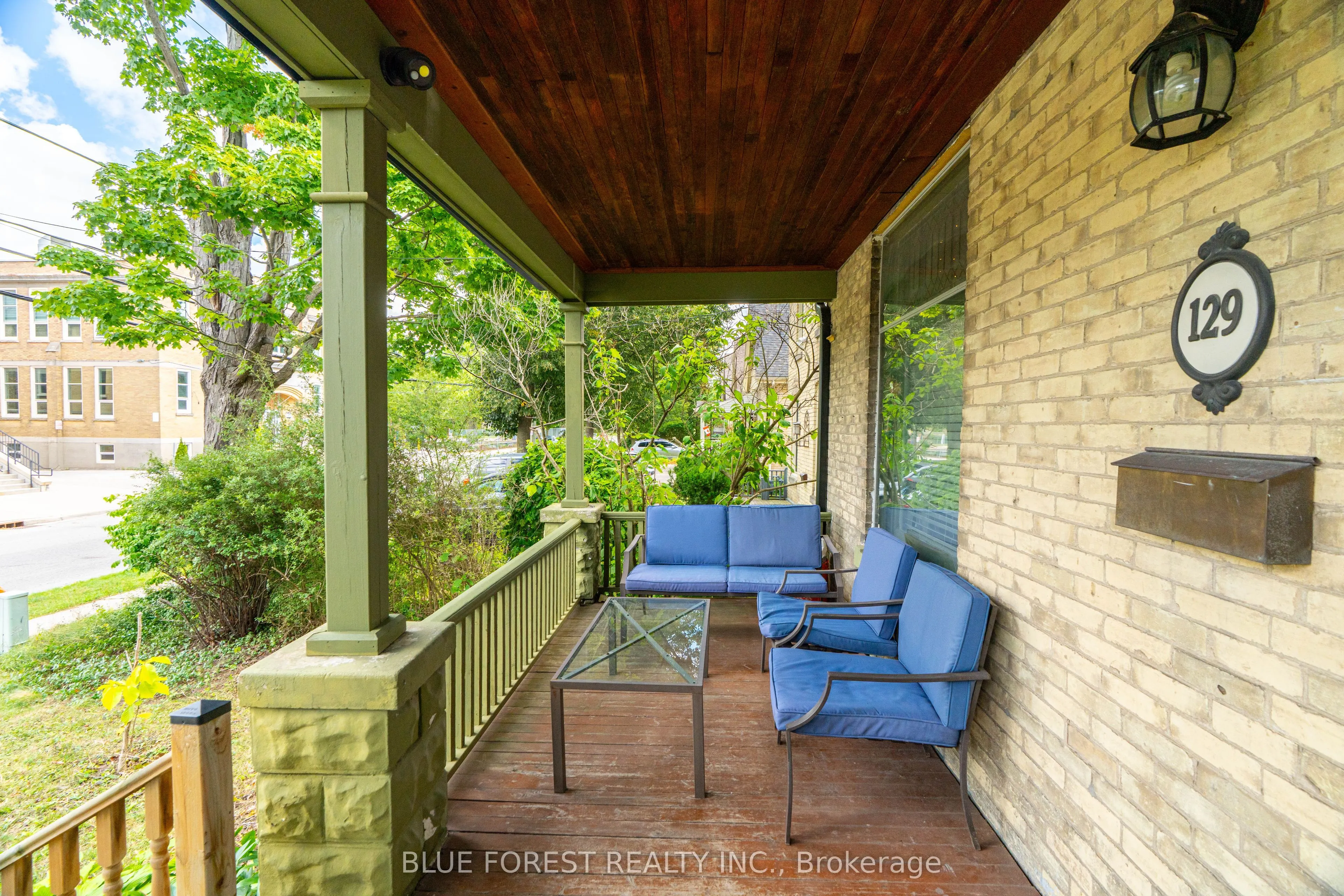 129 Duchess Avenue