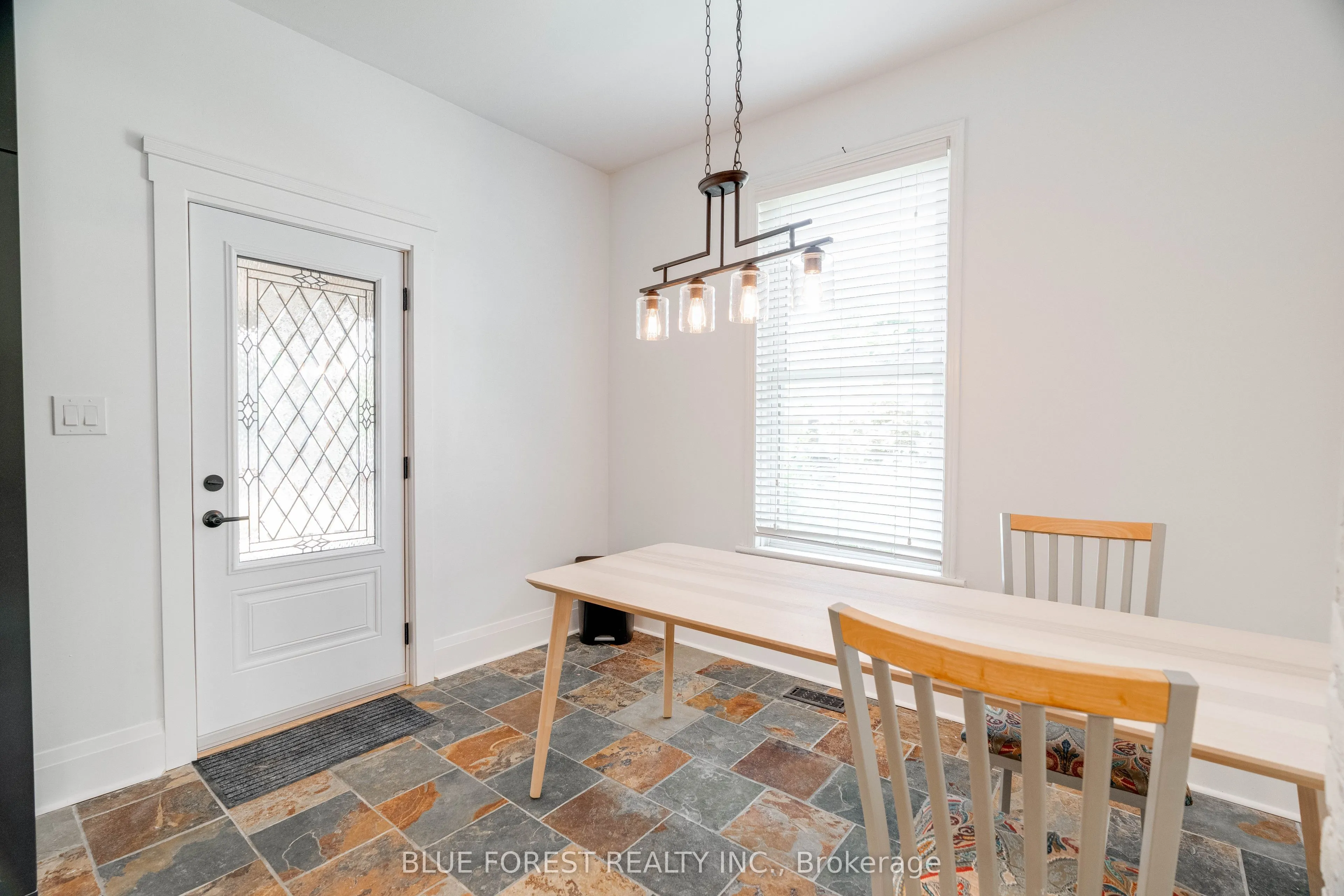 129 Duchess Avenue