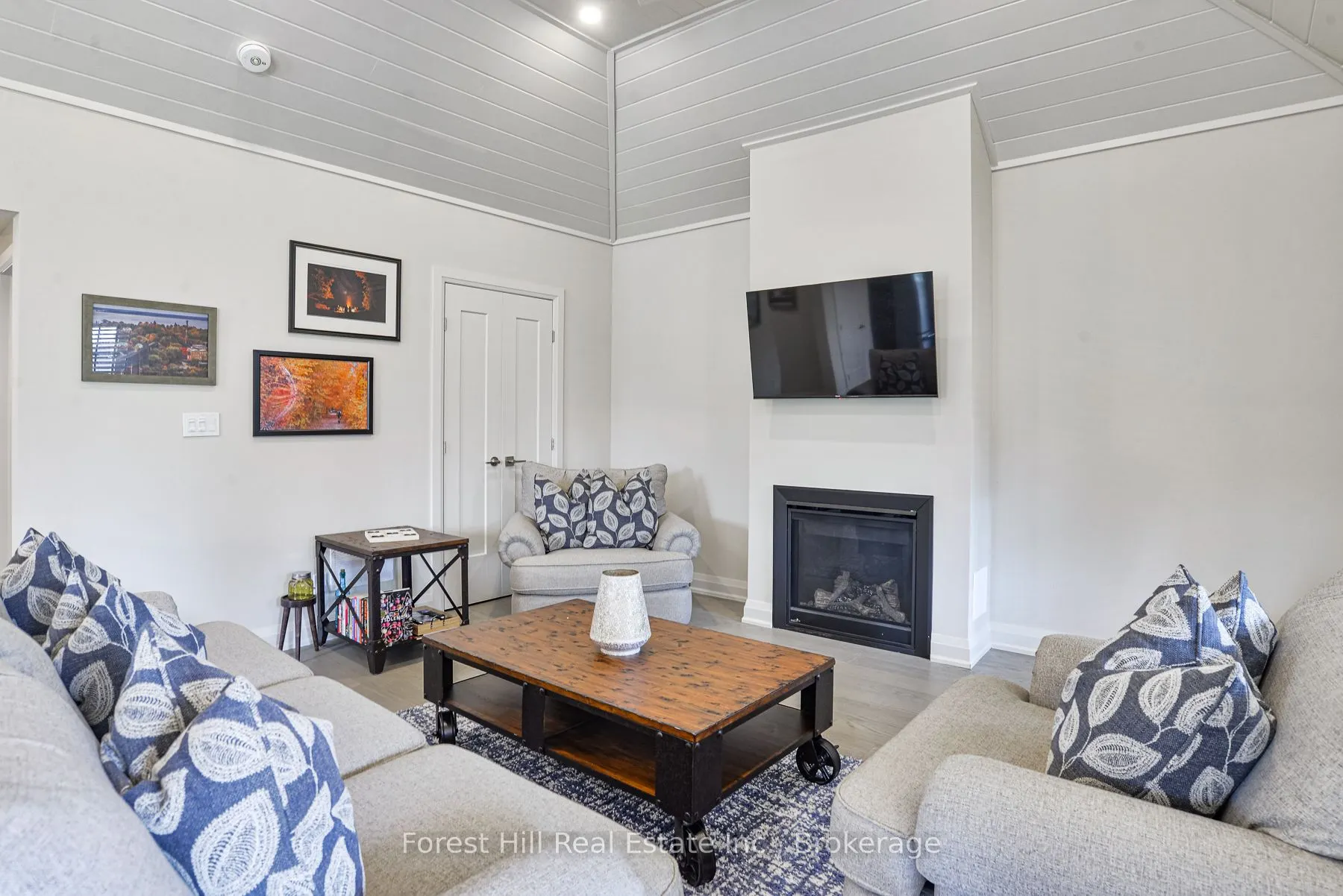 2054 Peninsula Road, #Unit 16
