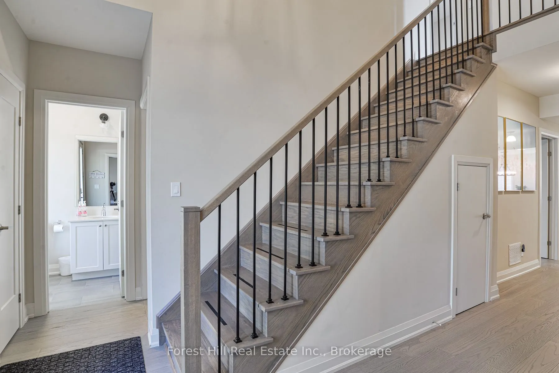 2054 Peninsula Road, #Unit 16